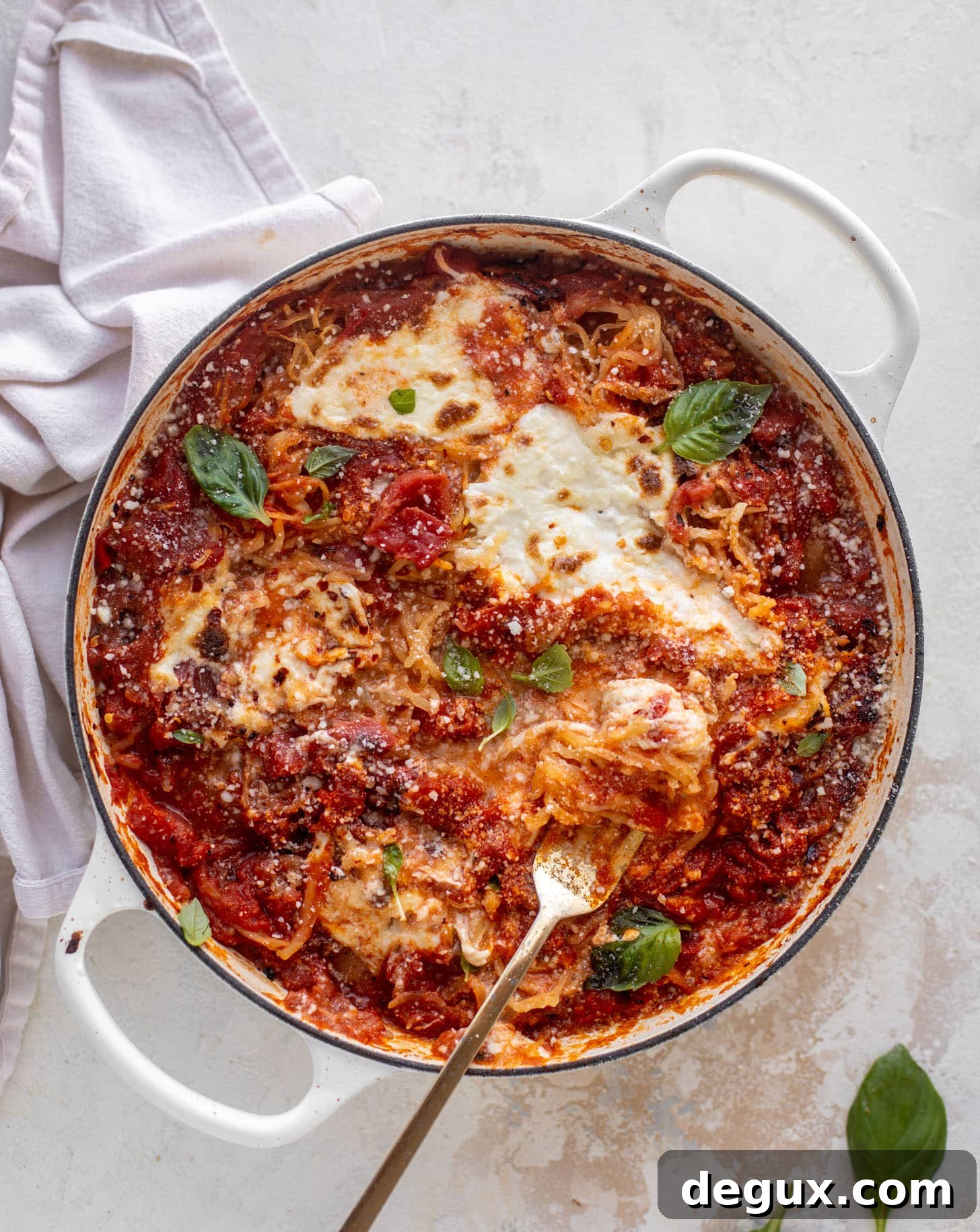 Fire-Roasted Spaghetti Squash with Tangy Tomato Sauce 10 fire roasted baked spaghetti squash