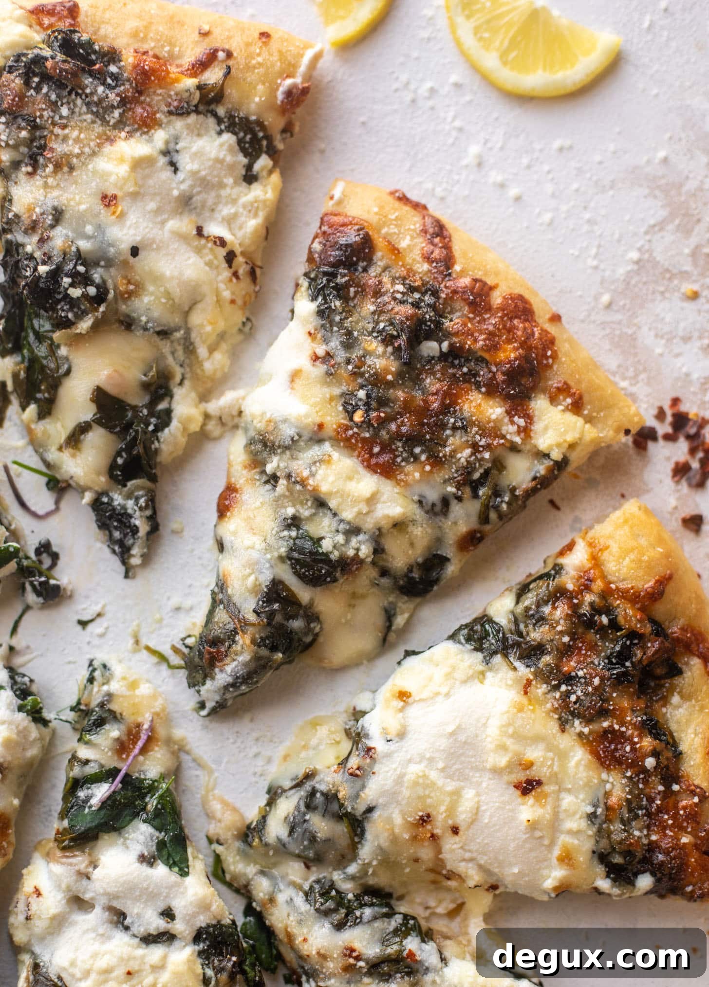 Smoked Mozzarella & Spinach Pizza Recipe for Crispy Crust 2 smoked mozzarella spinach pizza