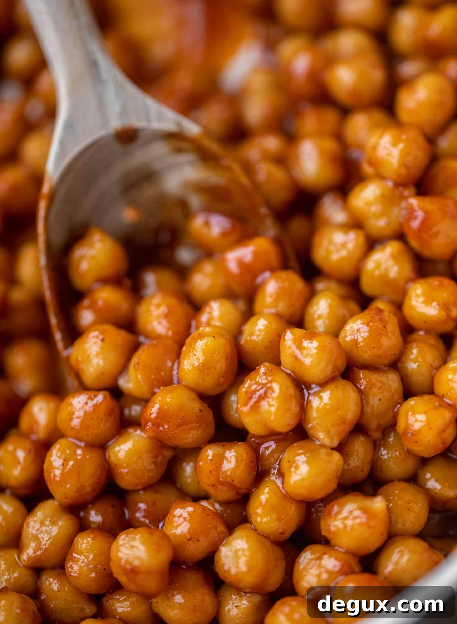 warm BBQ chickpeas