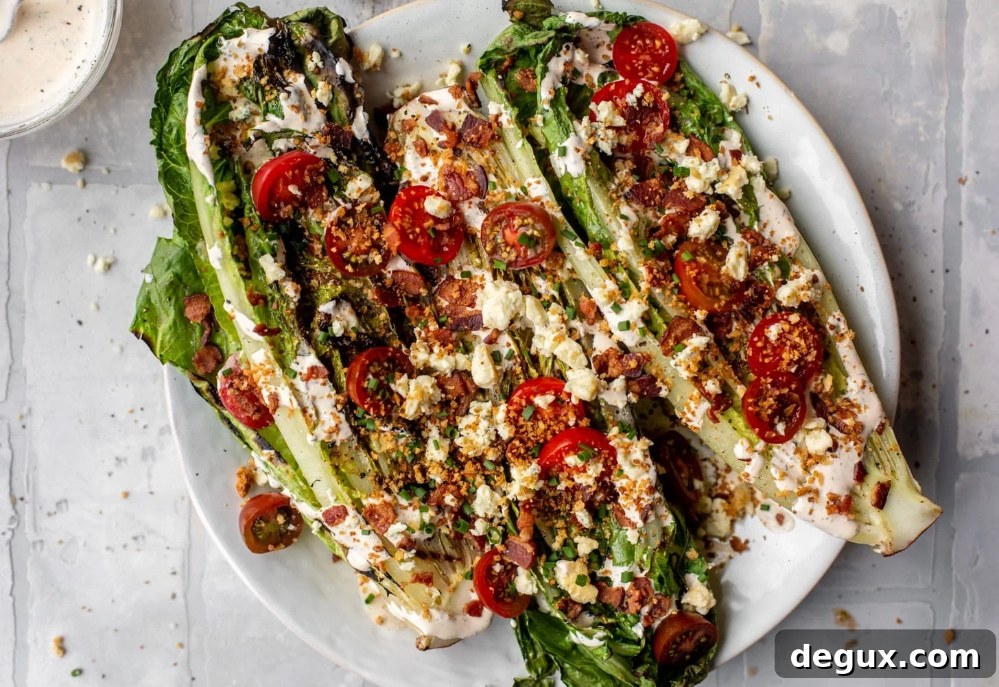 Grilled Romaine Salad Recipes You’ll Crave 8 grilled romaine salads with tomatoes, bacon and ranch