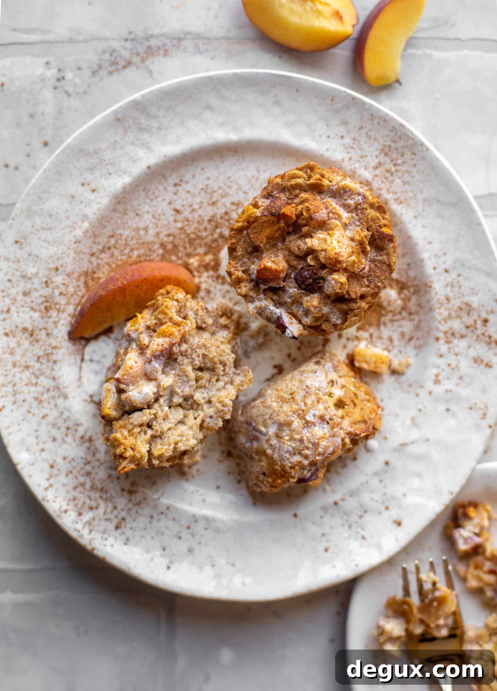 peaches and cream baked oatmeal cups