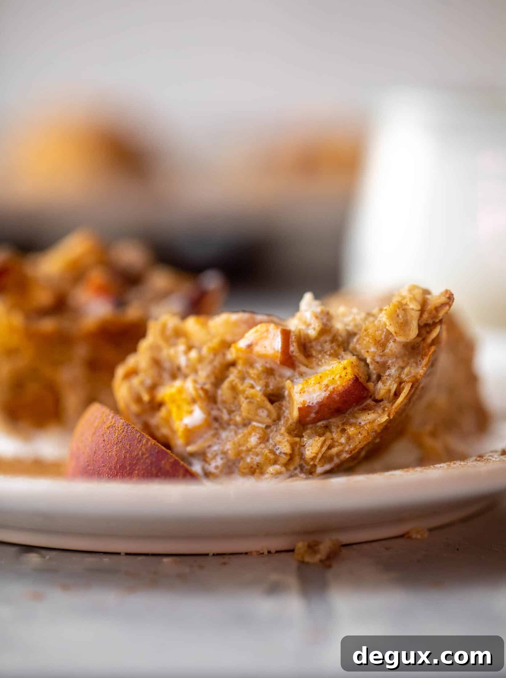 peaches and cream baked oatmeal cups