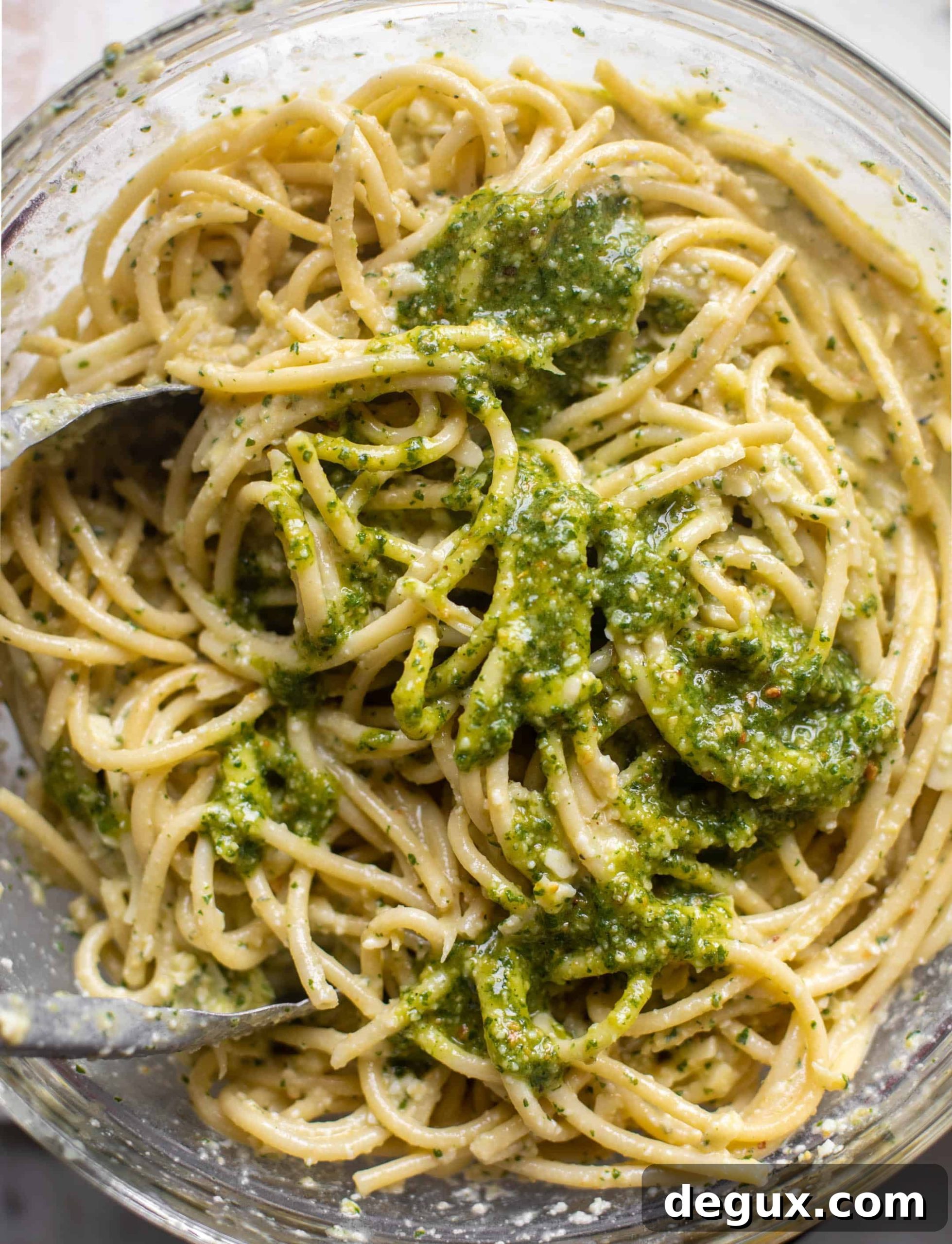 Pesto Bucatini Pie Recipe: Creamy Baked Pasta with Basil 4 bucatini and pesto