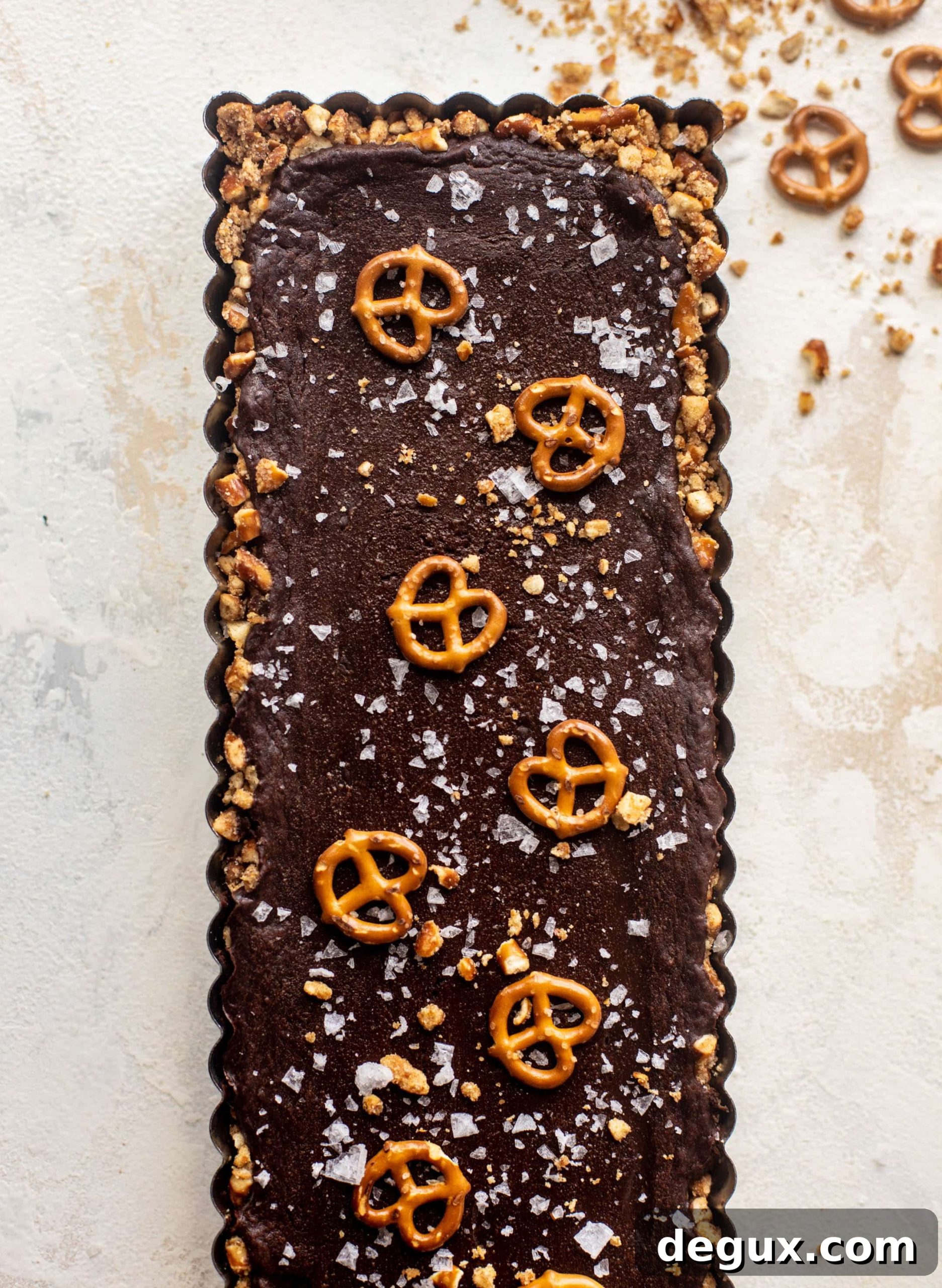 chocolate pretzel tart