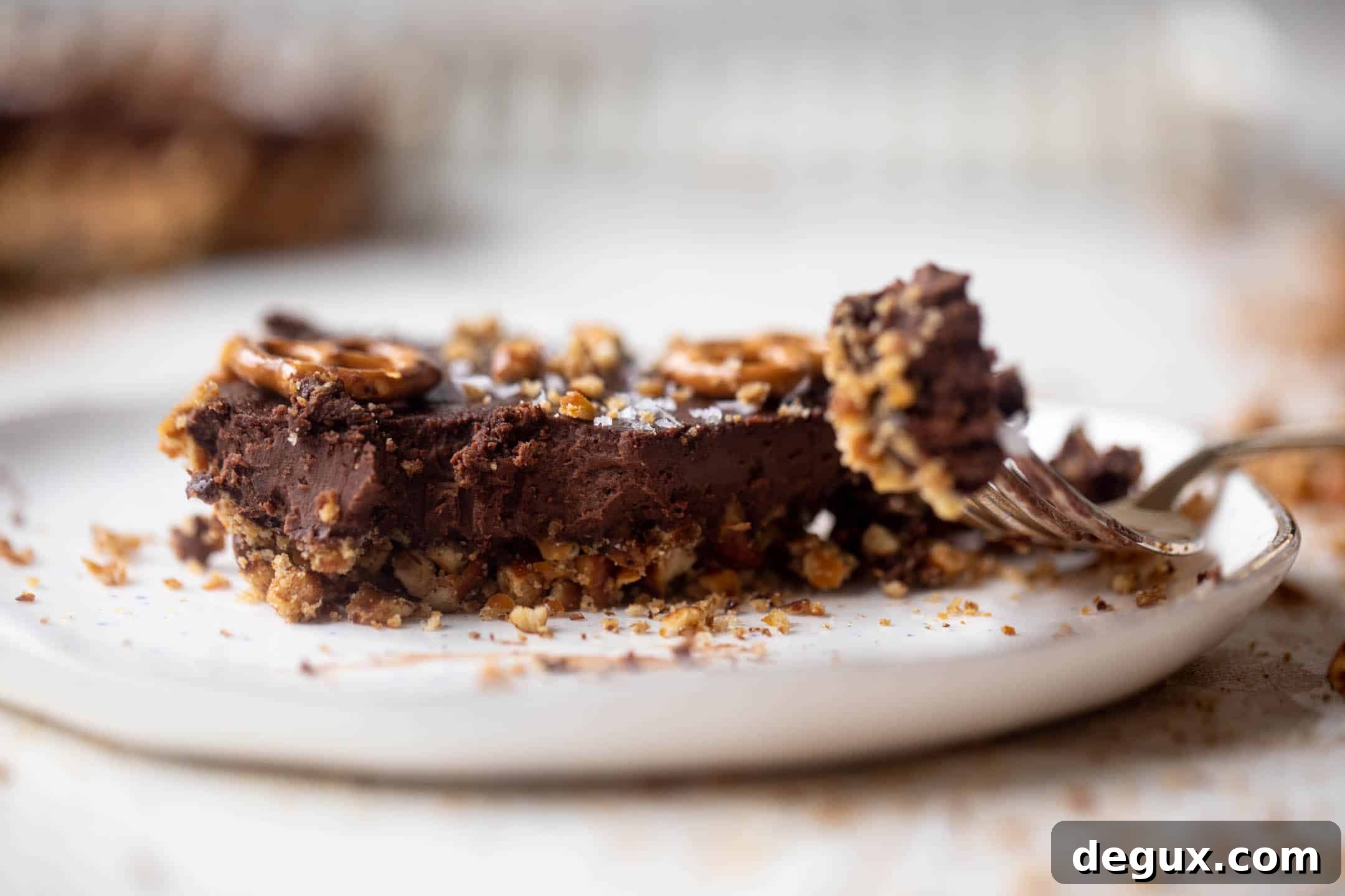 chocolate pretzel tart