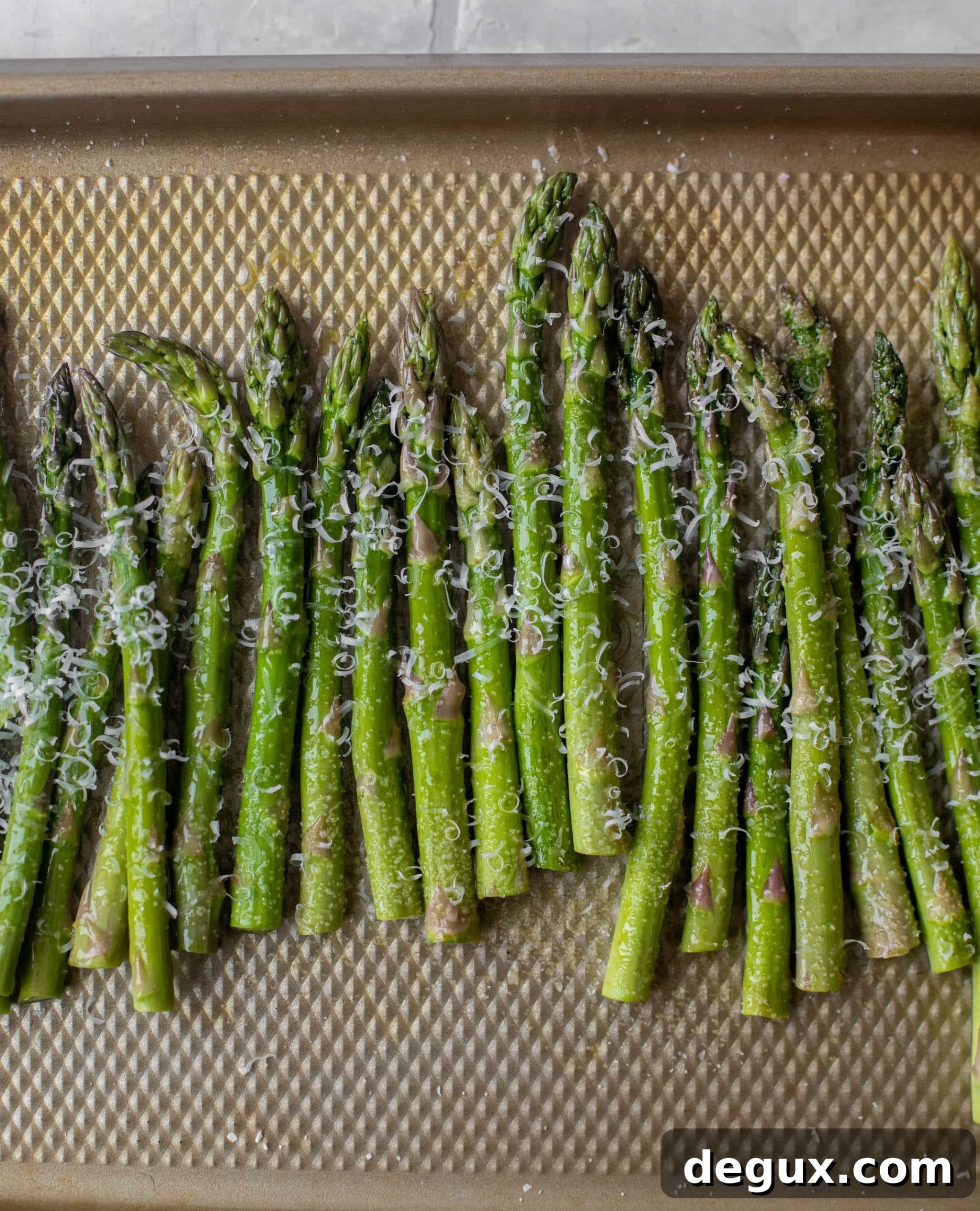 asparagus ready to roast