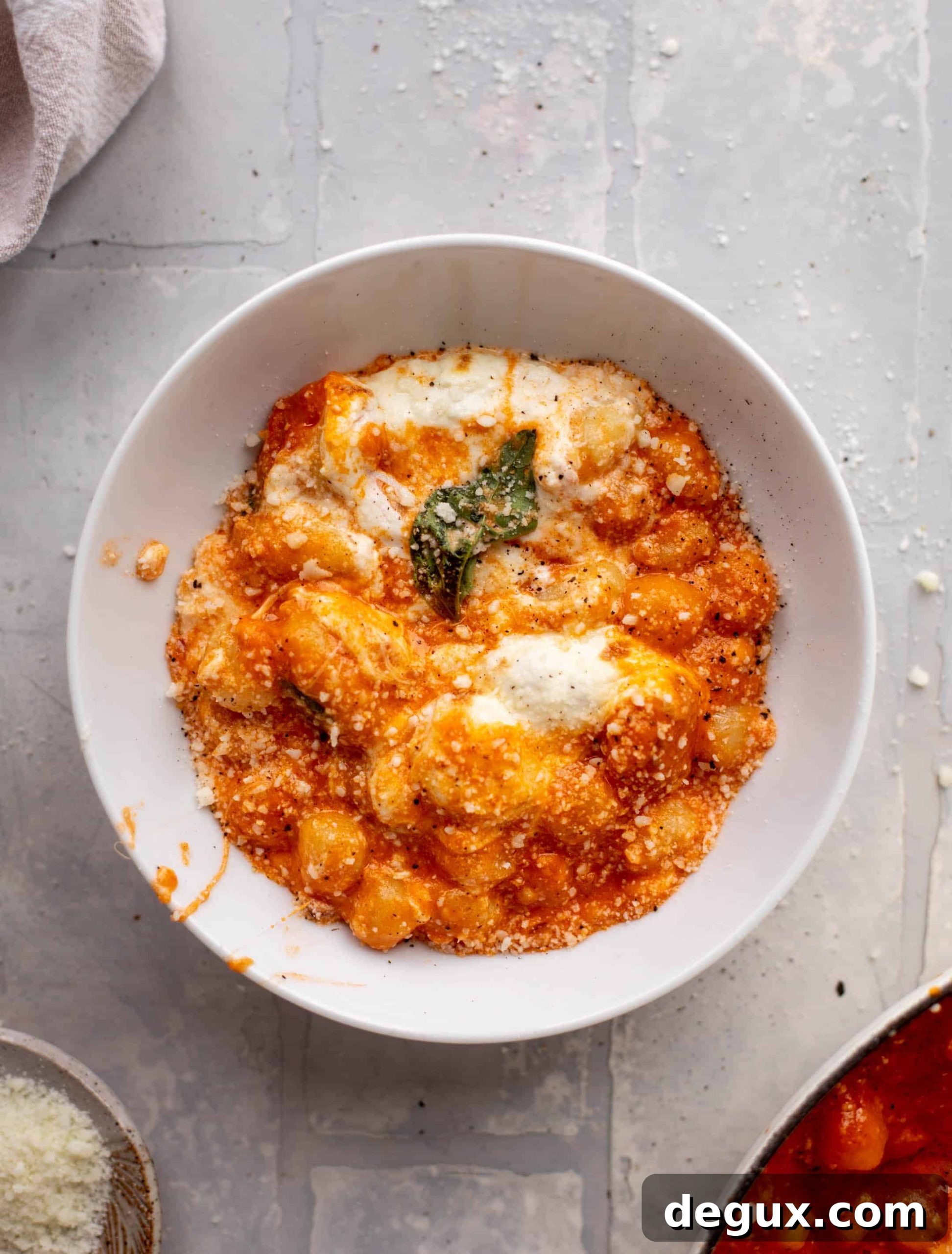 Baked Gnocchi in Vodka Sauce with Creamy Burrata 3 baked vodka sauce gnocchi with burrata