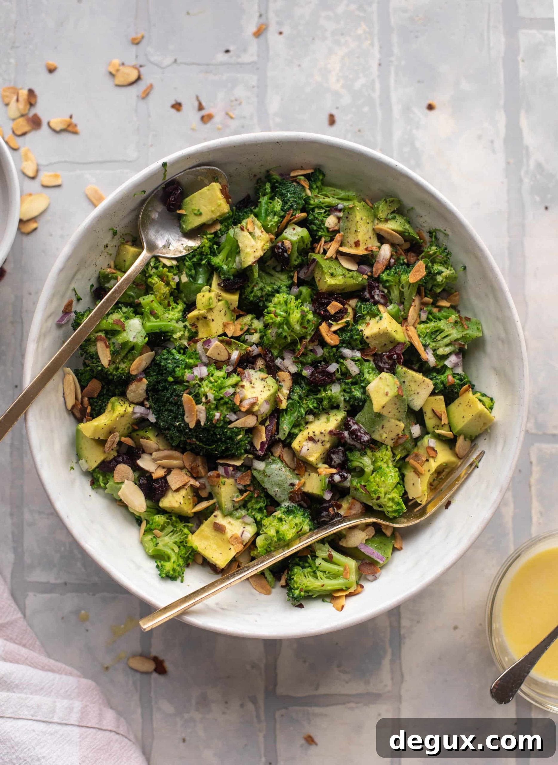 Citrus-Dressed Winter Broccoli Crunch Salad for Bright Flavors 2 winter broccoli crunch salad