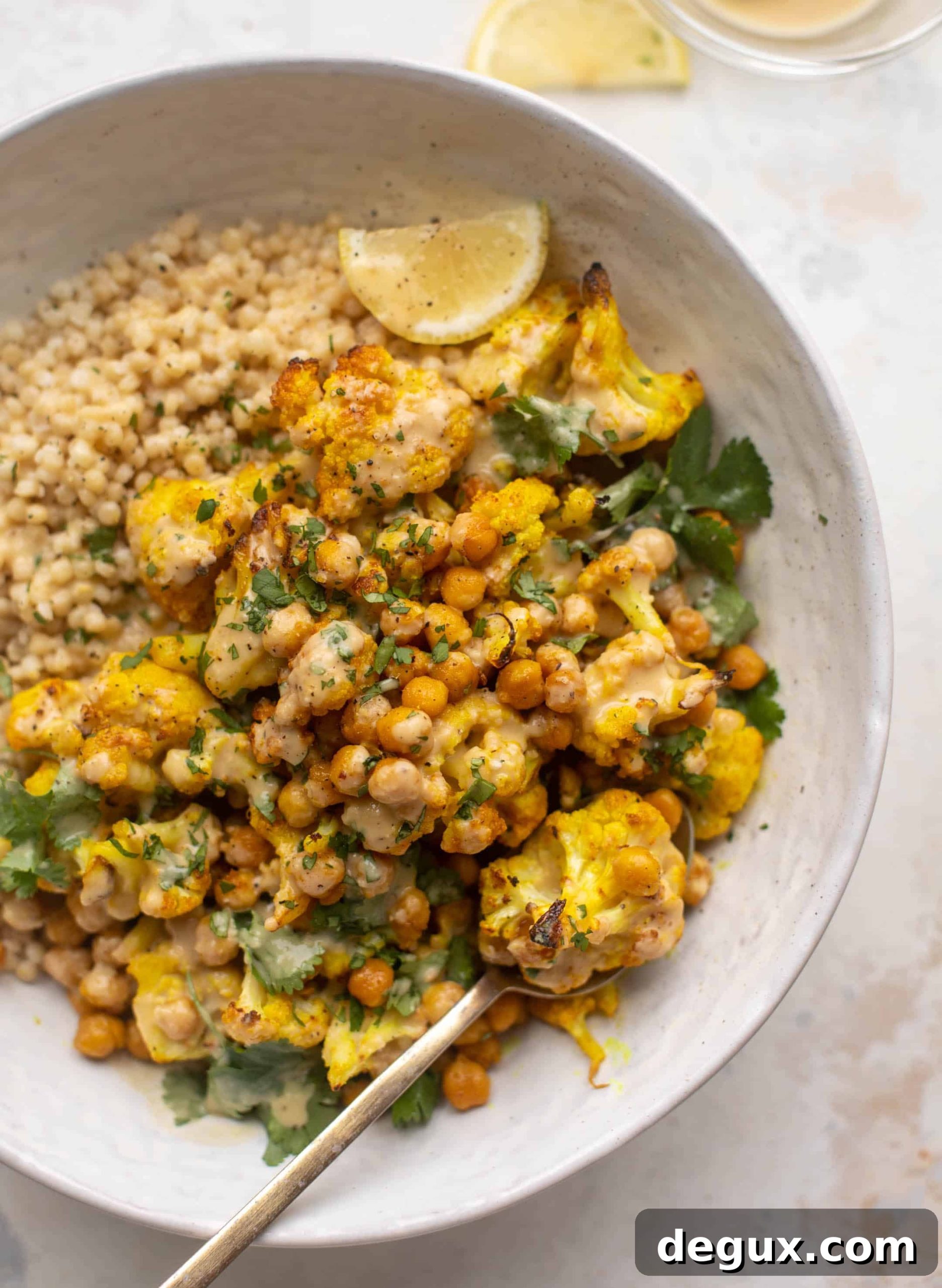 Golden Ginger Cauliflower & Chickpea Bowls for Flavorful Meals 9 golden ginger cauliflower chickpea bowls