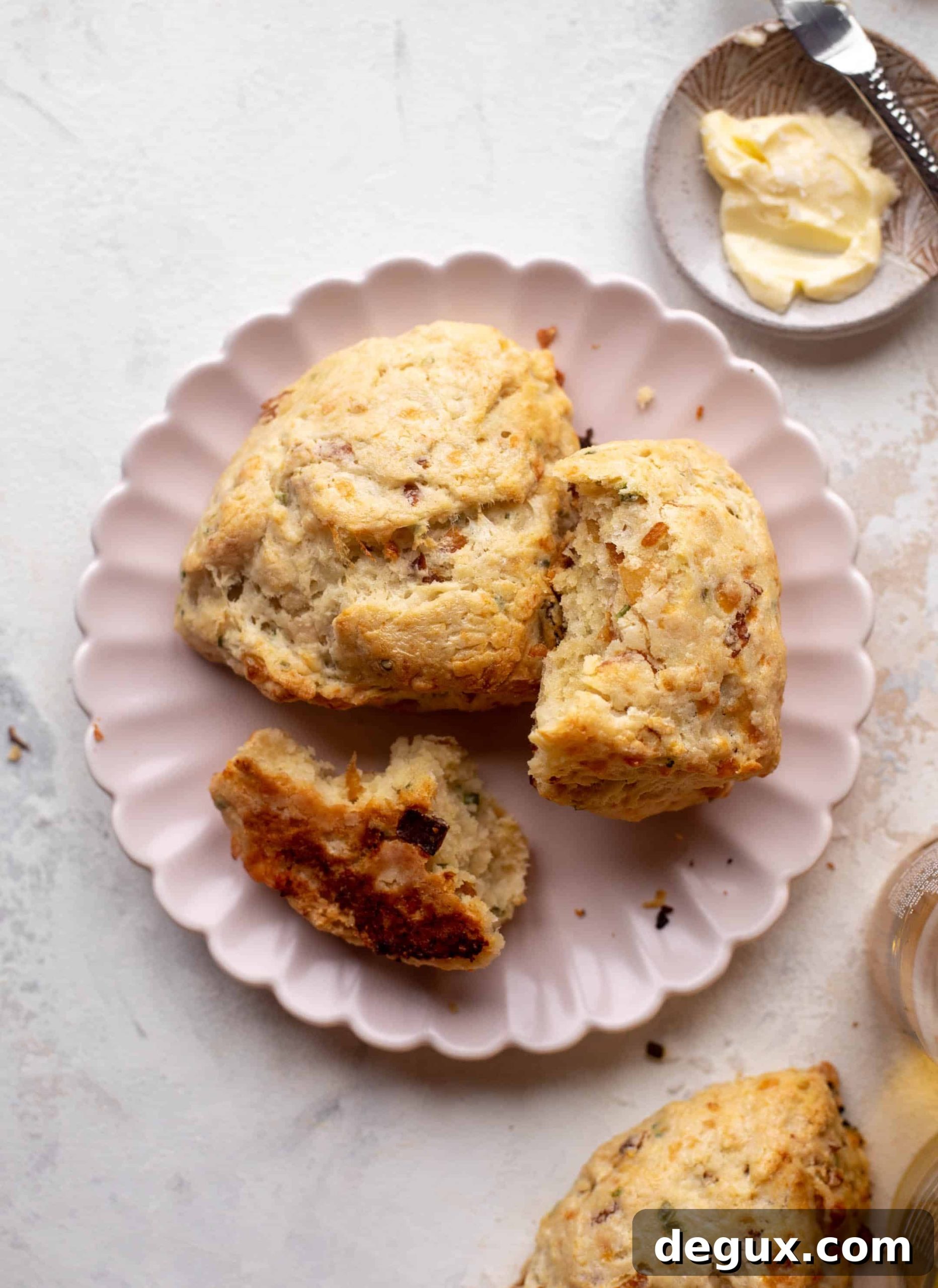 Irish Cheddar & Caramelized Onion Beer Scones 10 irish cheddar and caramelized onion beer bread scones
