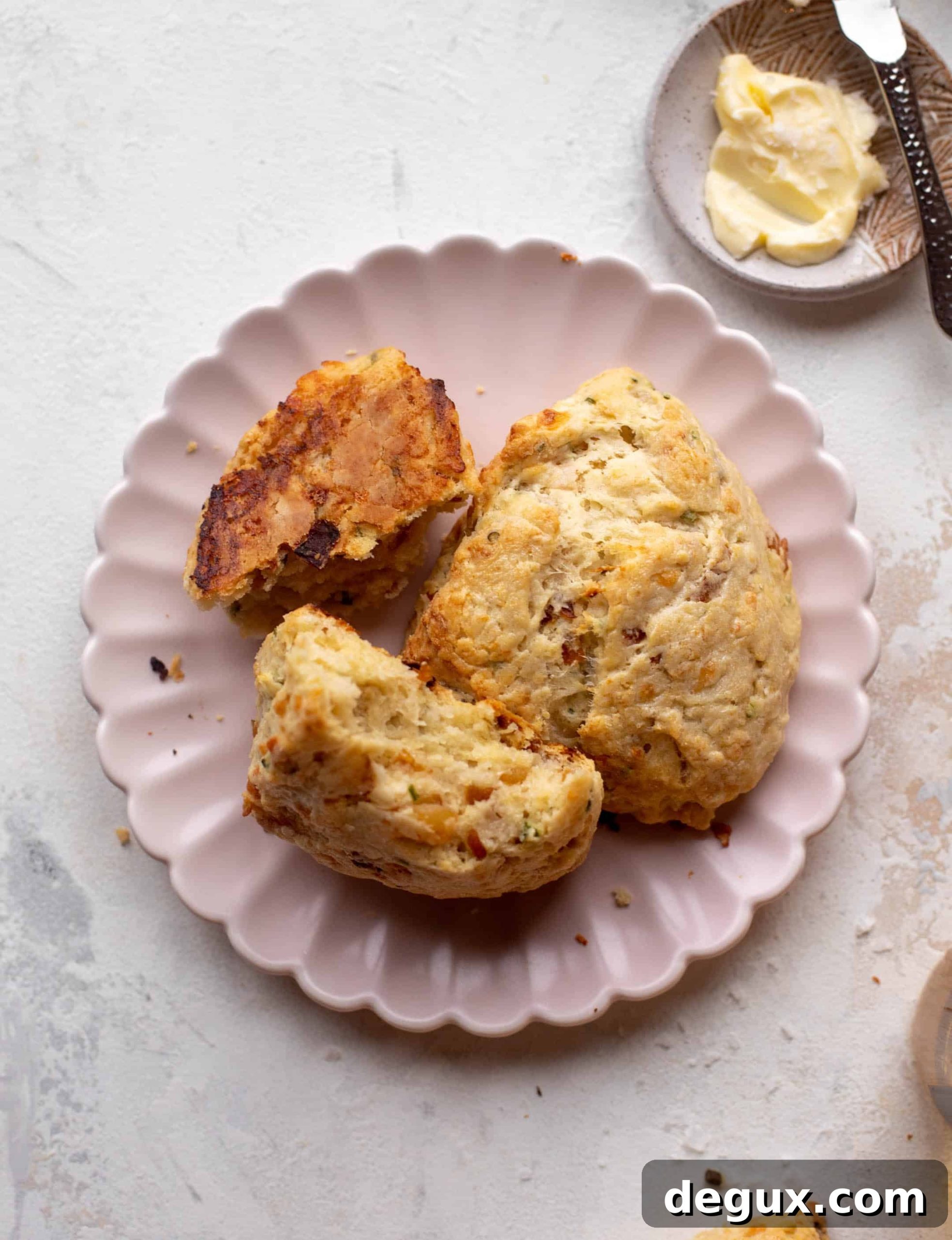 Irish Cheddar & Caramelized Onion Beer Scones 8 irish cheddar and caramelized onion beer bread scones