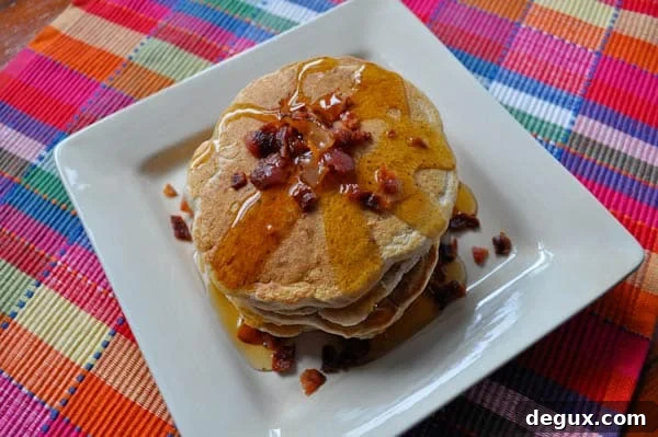 baconpancakes-2 Pancakes with bacon and apple