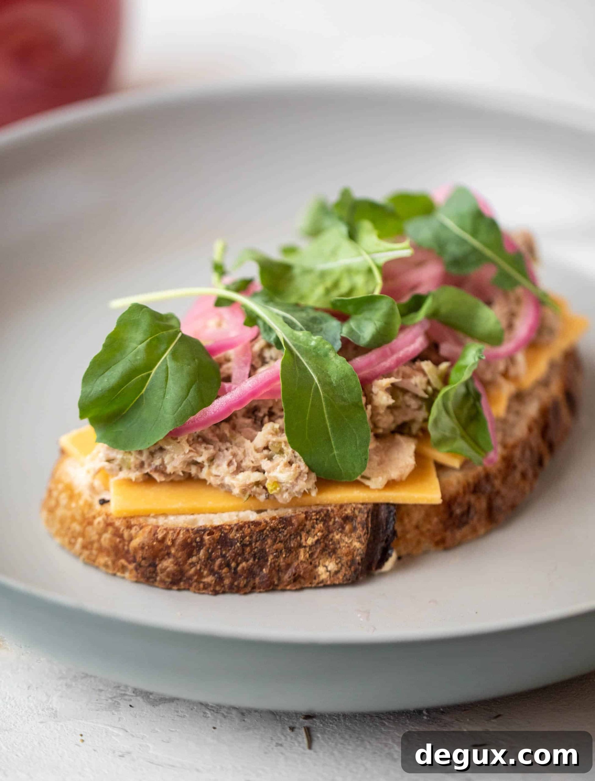 sharp cheddar tuna melts