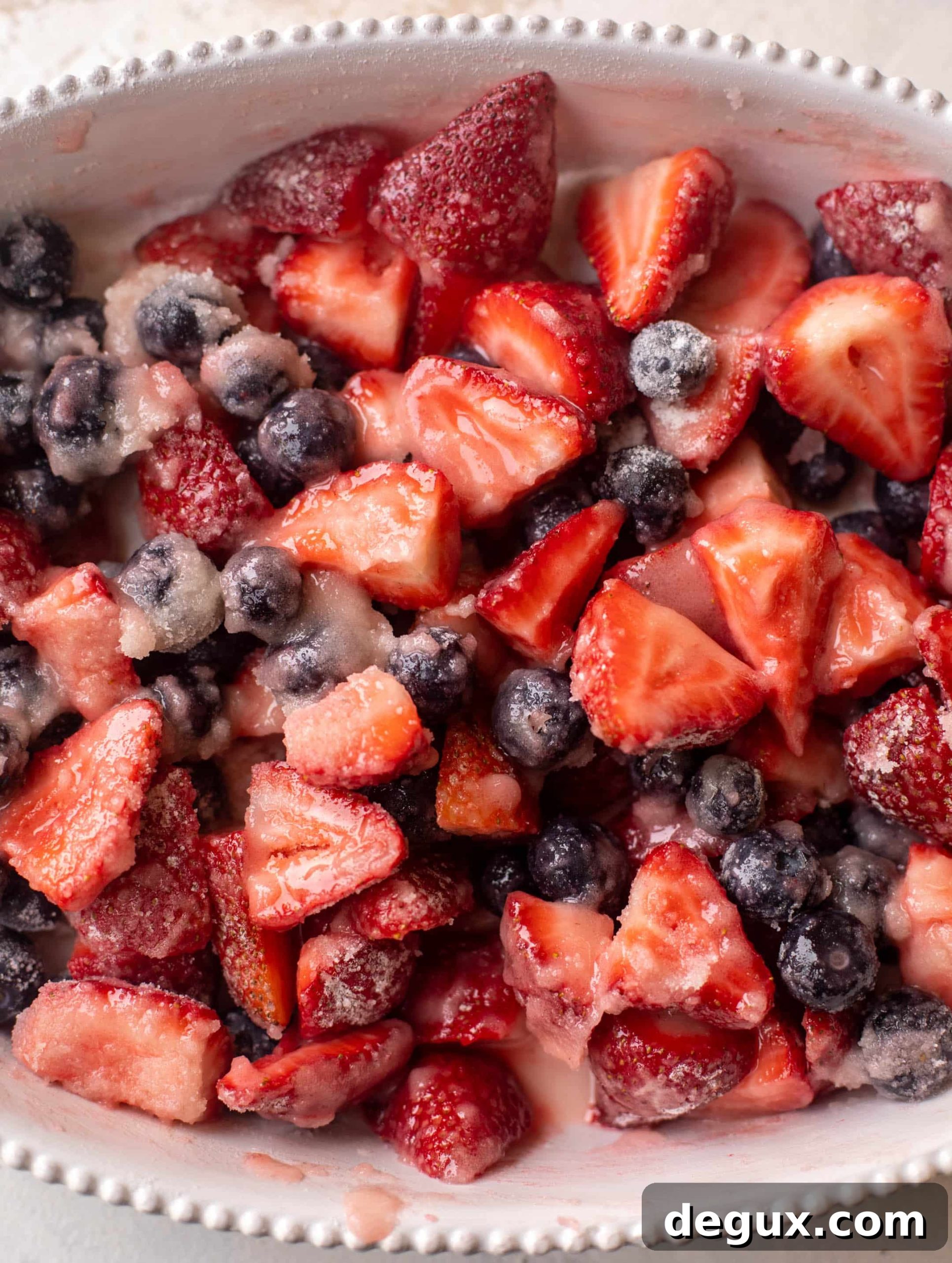 Double-Berry Mascarpone Cobbler Recipe for Summer Desserts 4 berry cobbler filling