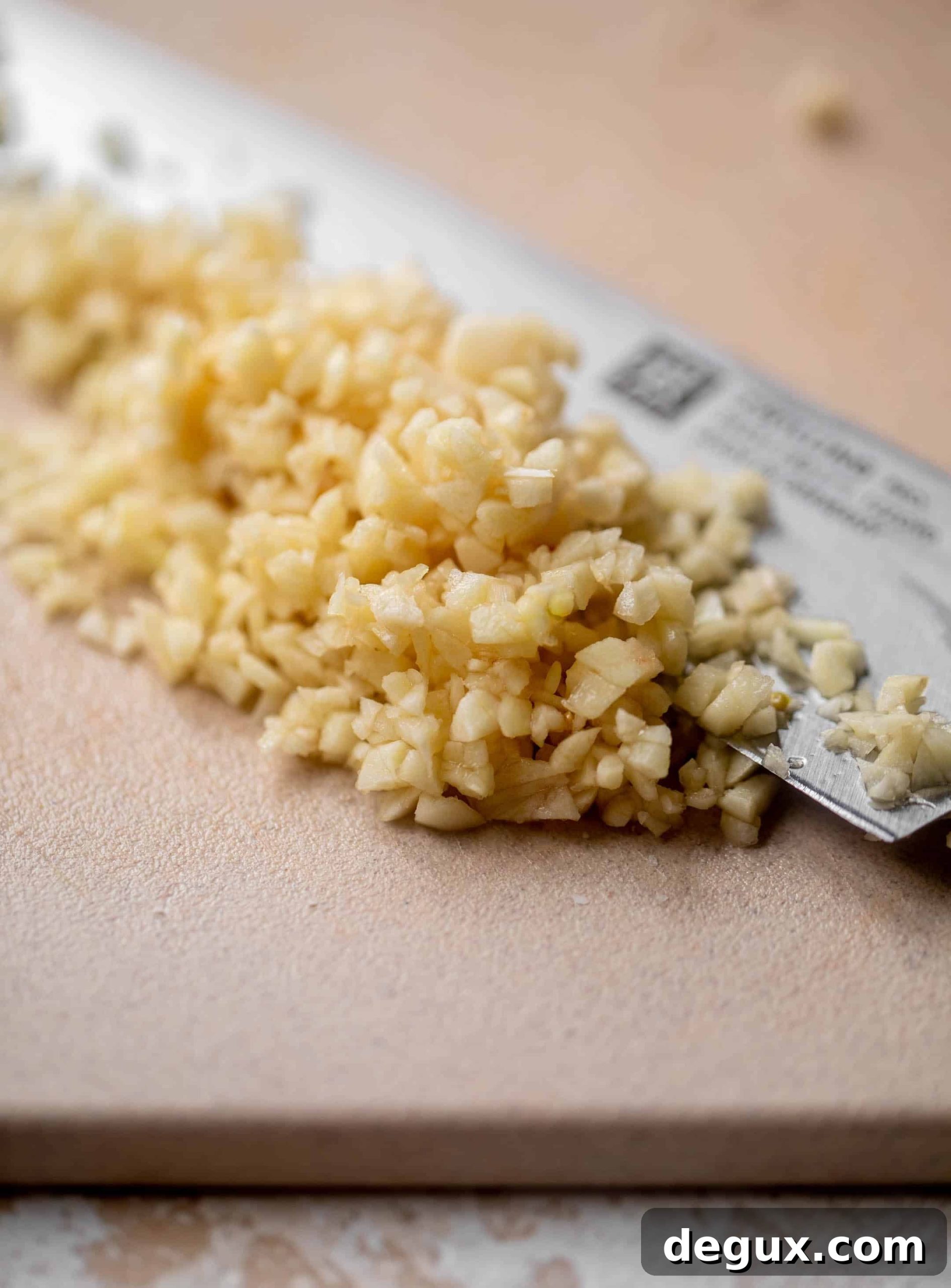 minced garlic