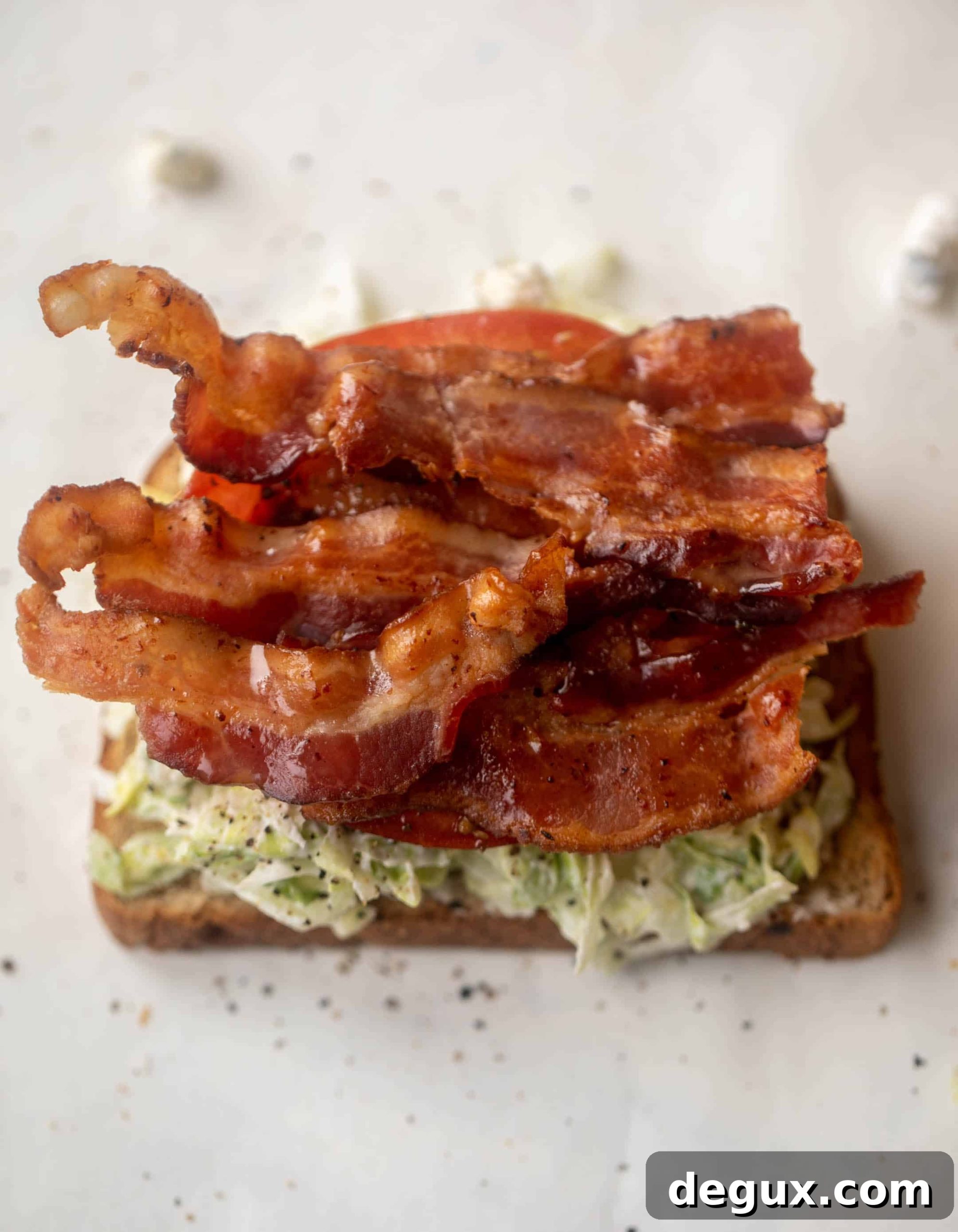 Blue Cheese BLT Sandwich Recipe: Crispy Bacon & Creamy Flavor 9 blue cheese BLTs