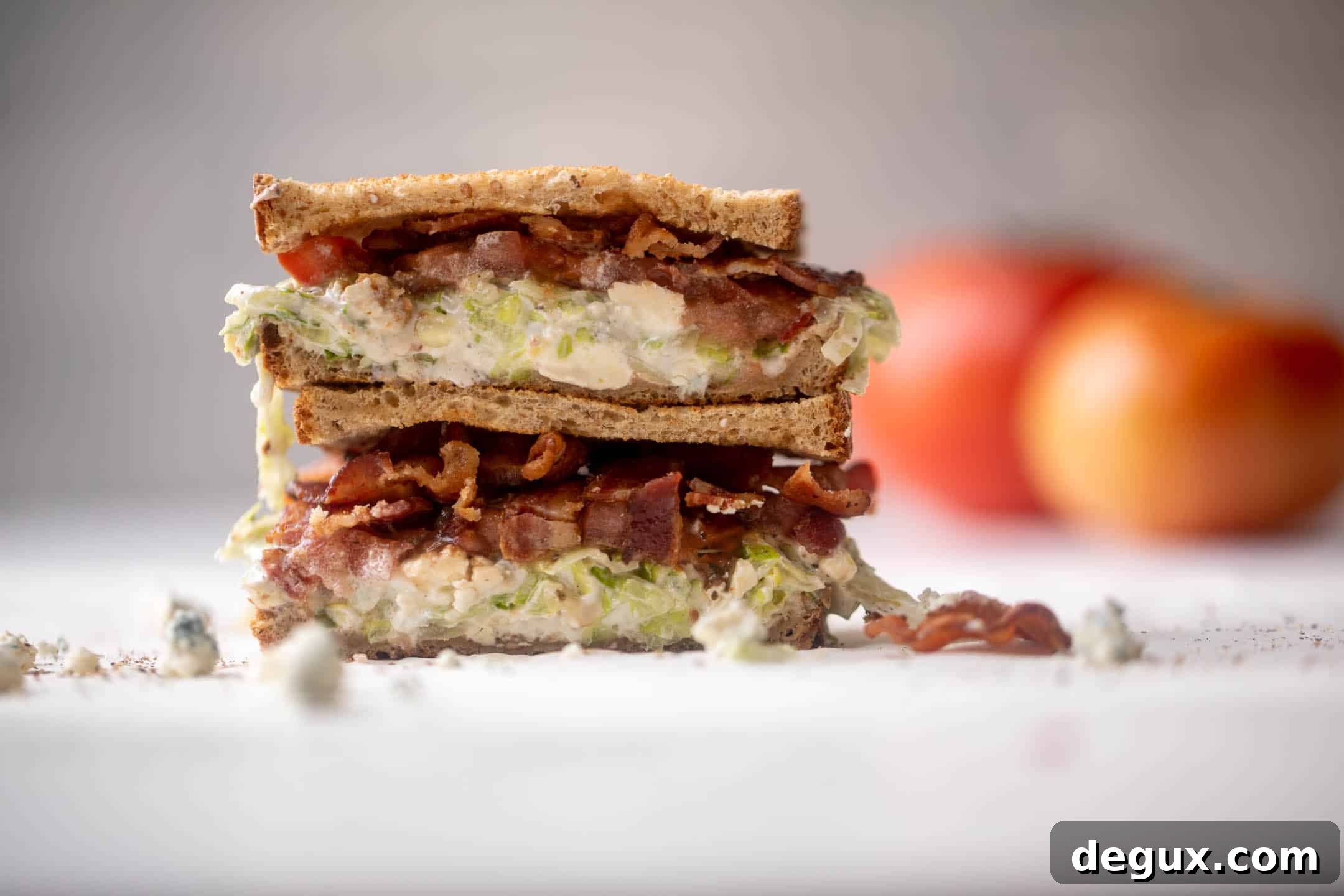Blue Cheese BLT Sandwich Recipe: Crispy Bacon & Creamy Flavor 10 blue cheese BLTs
