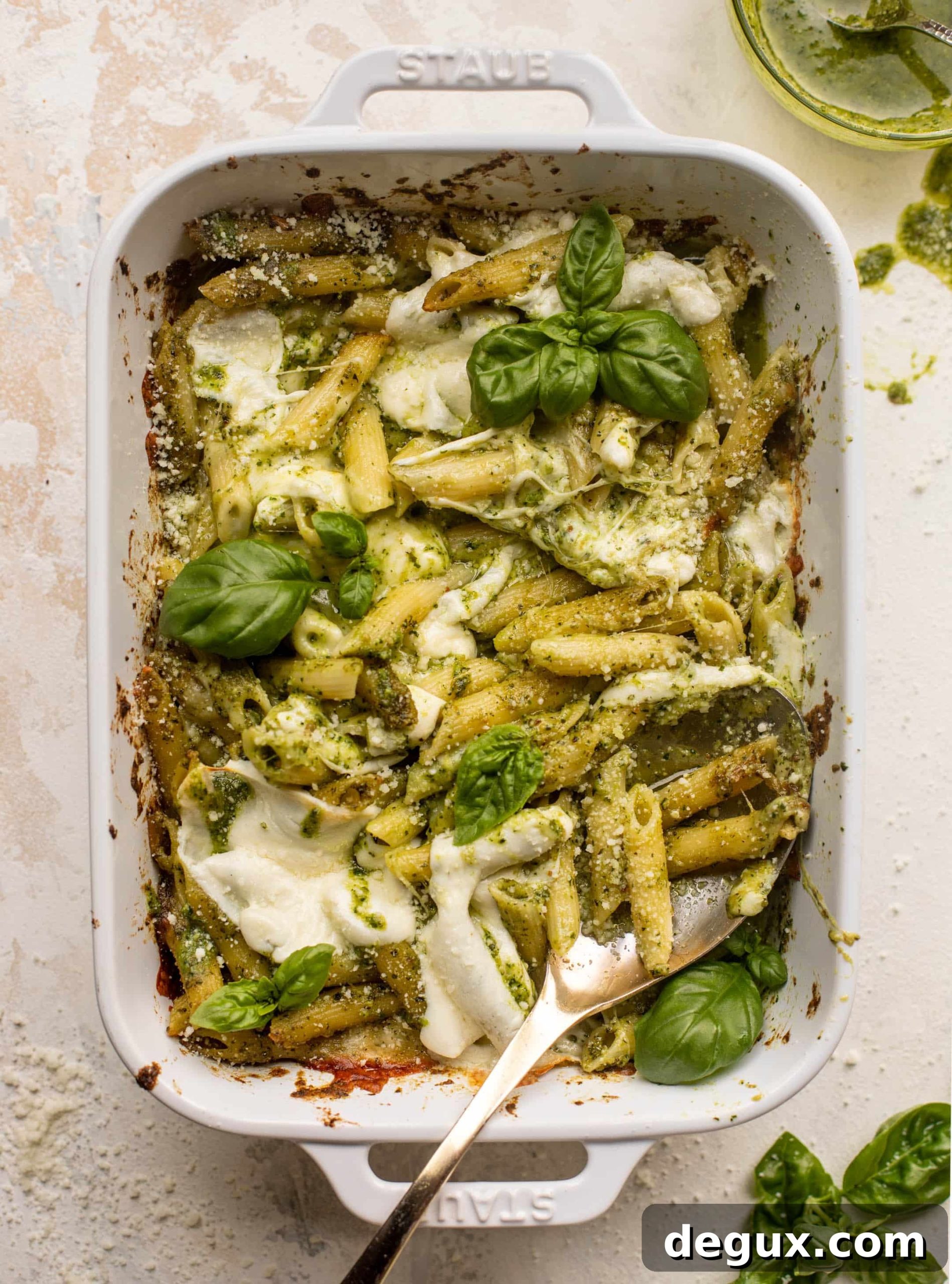 cheesy baked pesto pasta