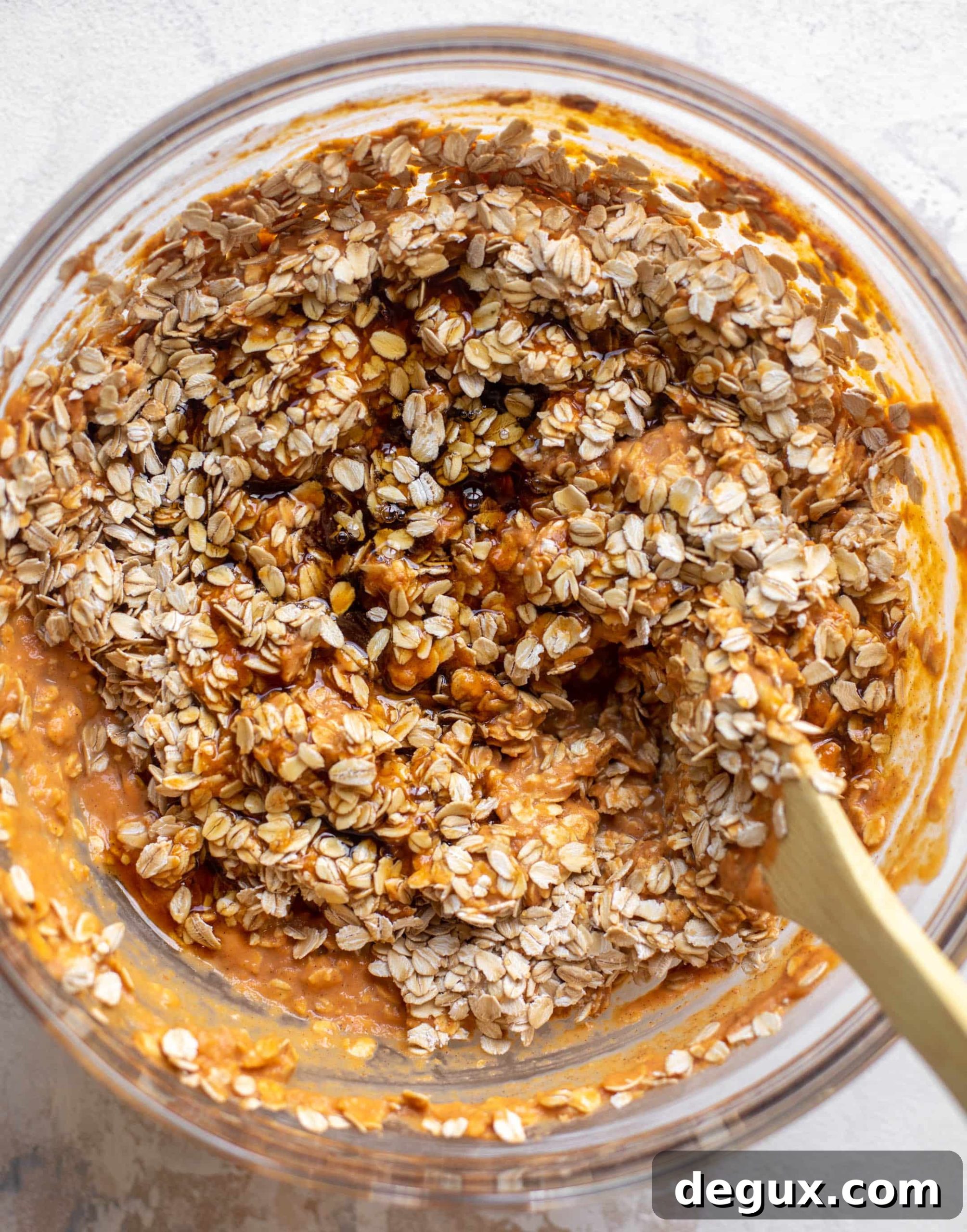 Pumpkin Baked Oatmeal Cups Recipe for Fall Meal Prep 4 pumpkin baked oatmeal cups