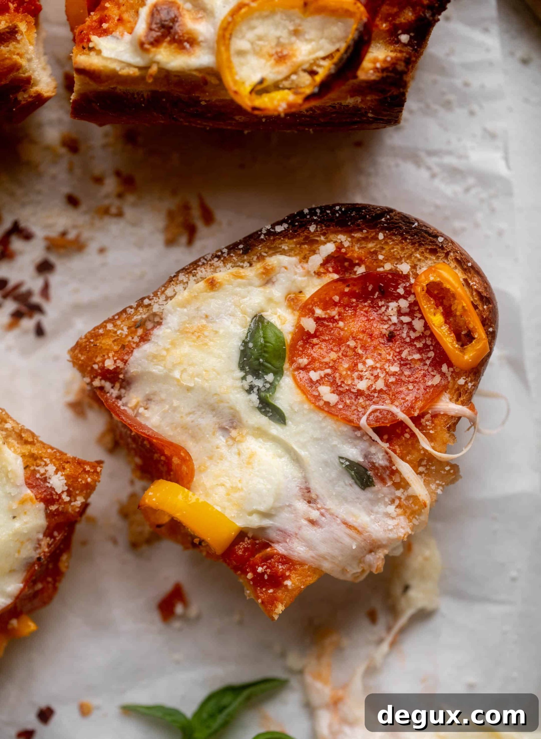 garlic bread pizza