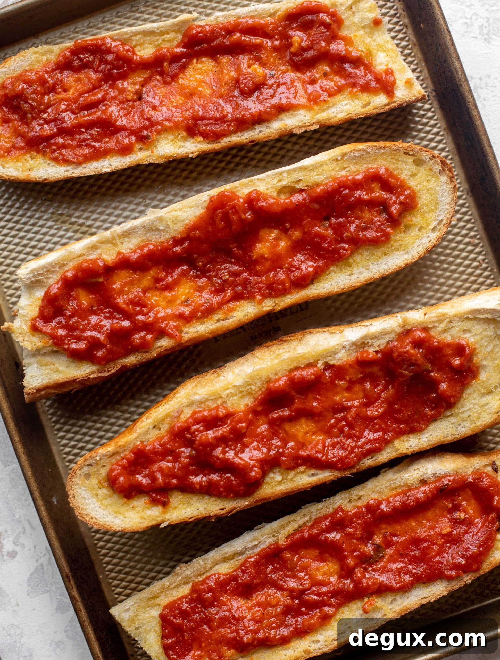 garlic bread pizza