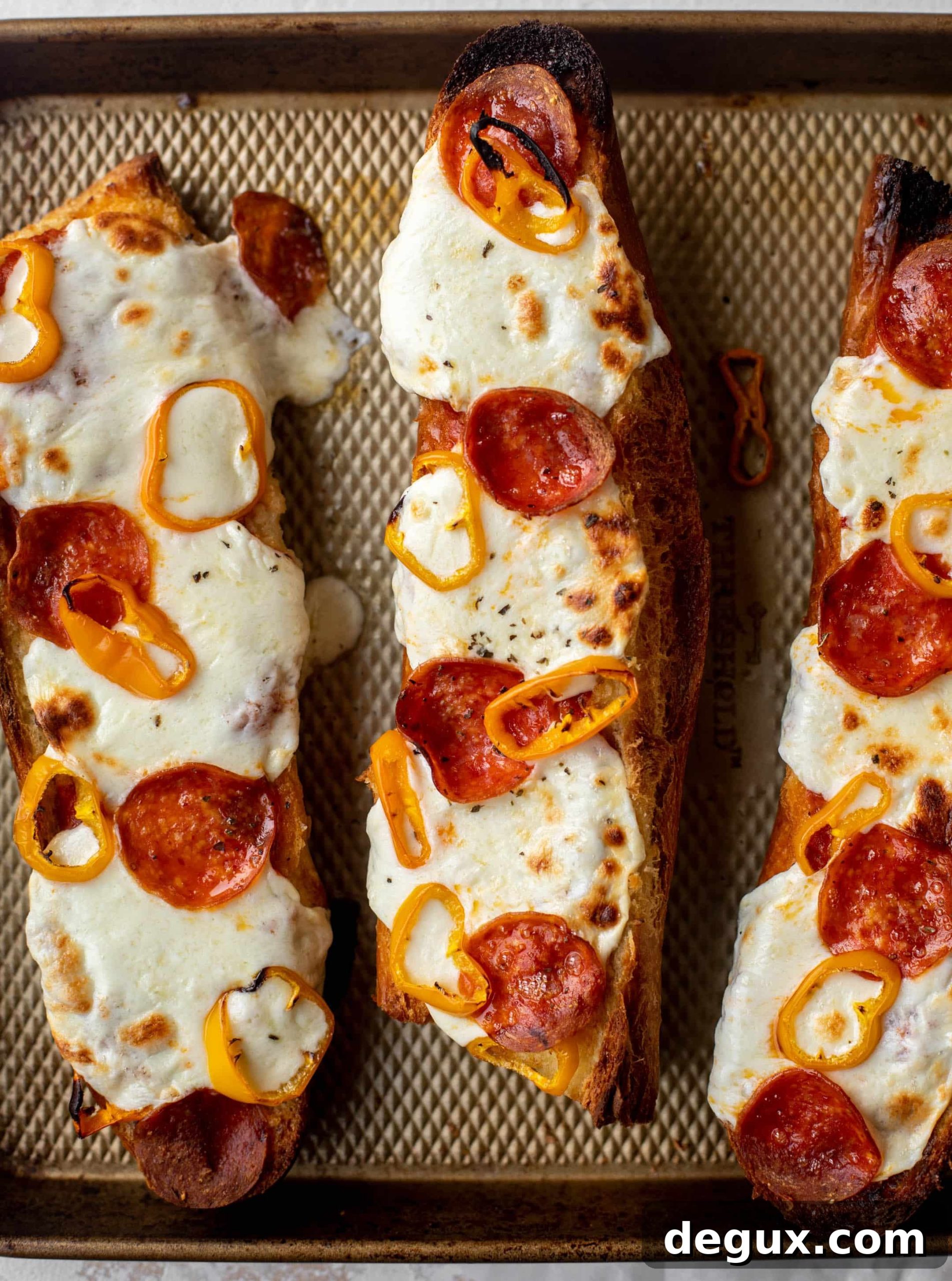 garlic bread pizza