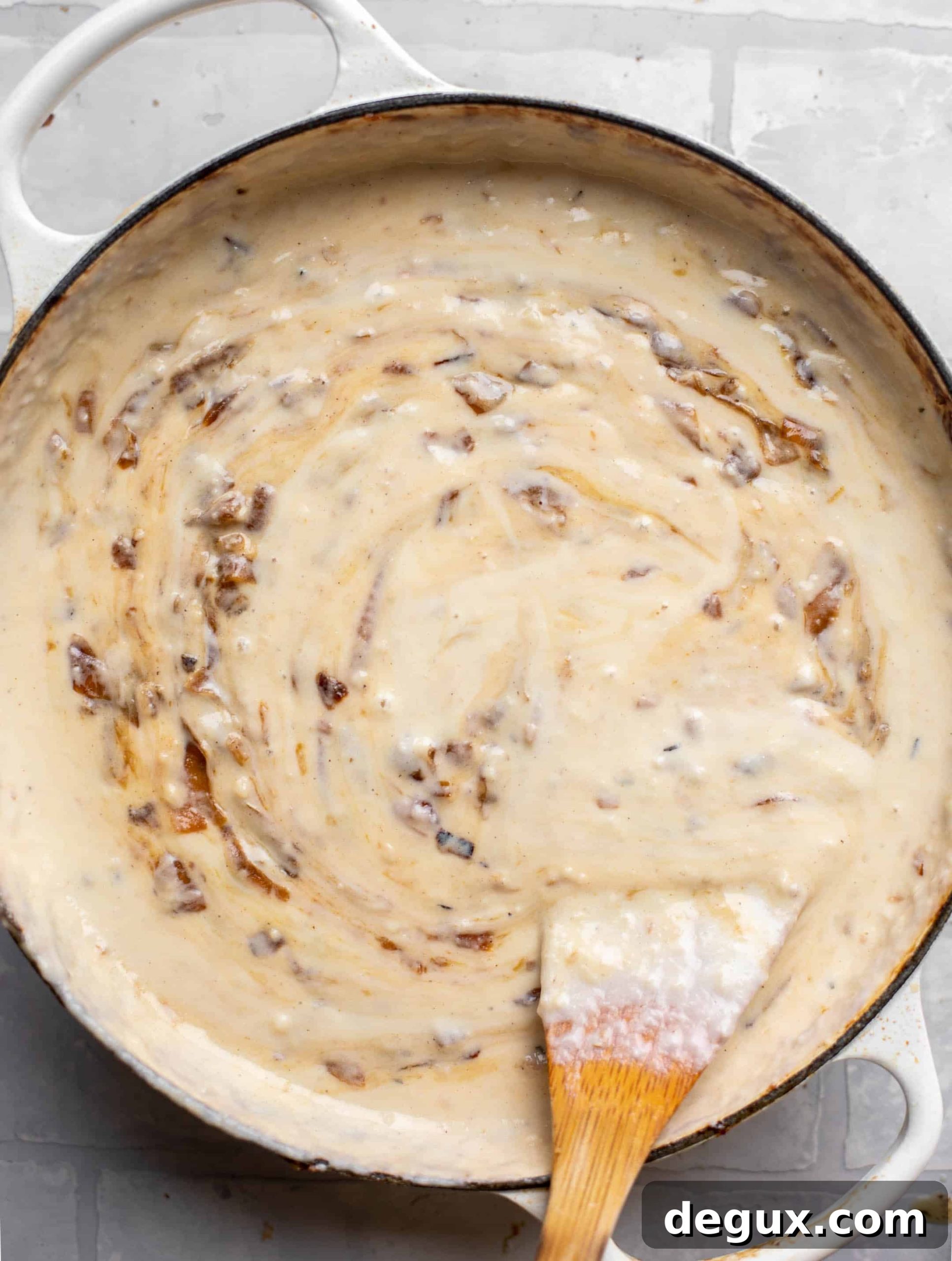French Onion Macaroni and Cheese with Caramelized Onions 7 french onion mac and cheese