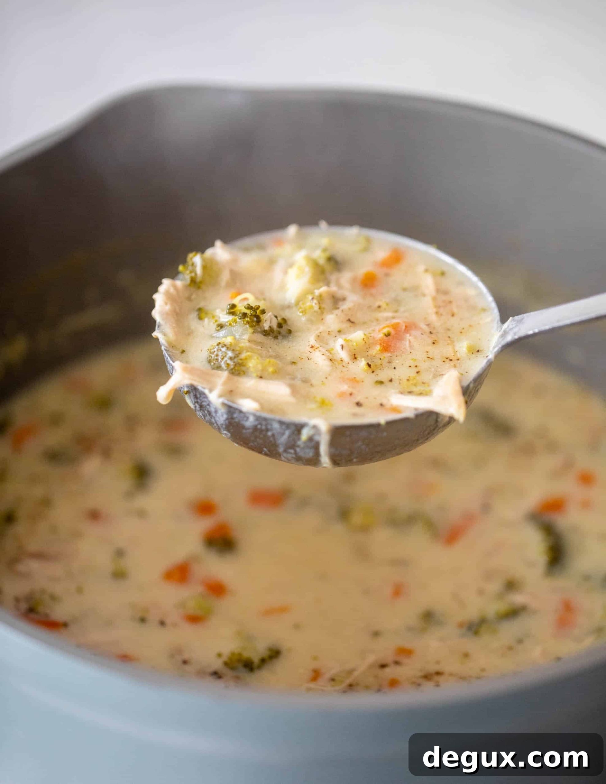 Creamy Chicken and Broccoli Soup Recipe for Comforting Weeknights 4 creamy chicken and broccoli soup