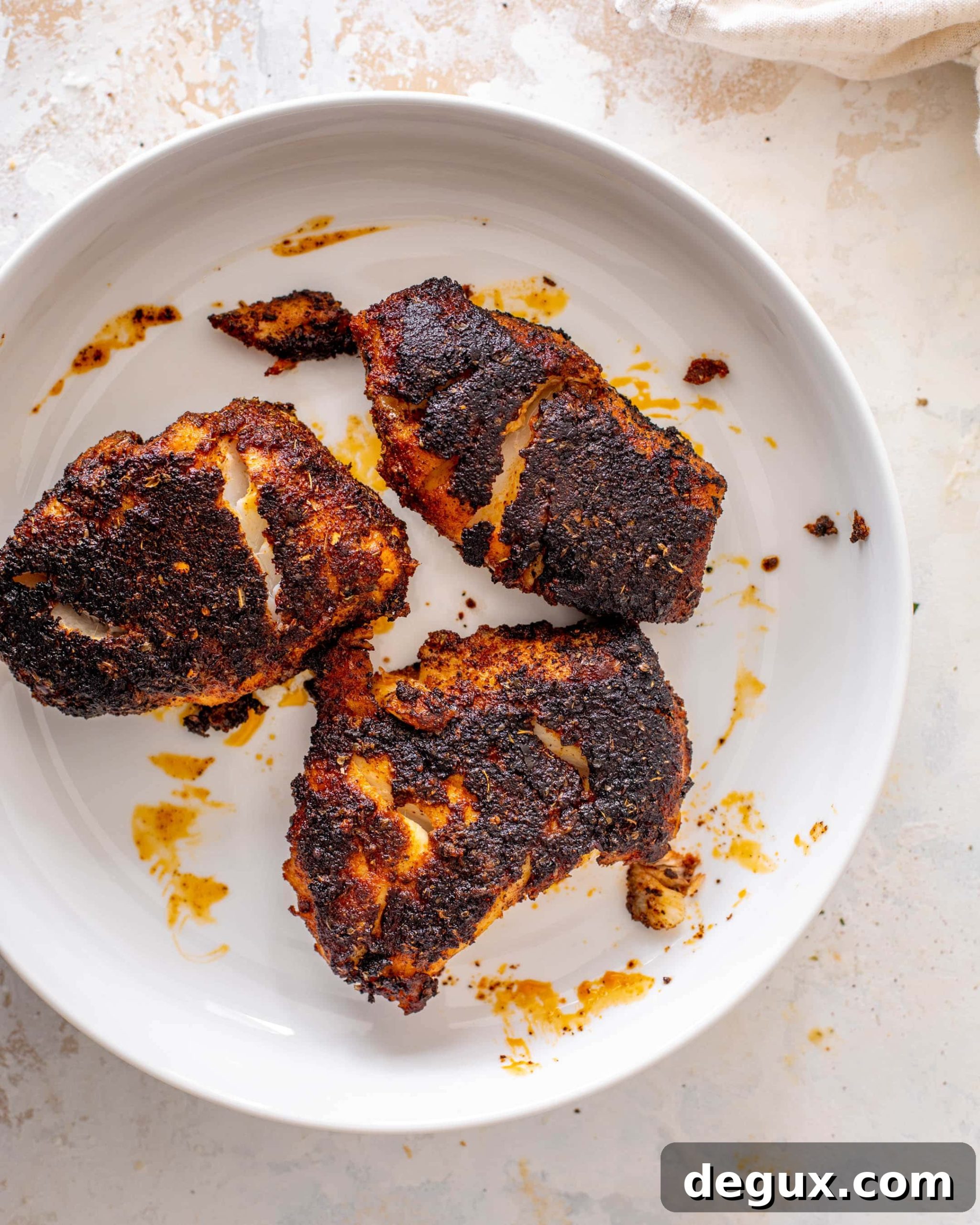 blackened fish sandwiches with avocado tartar sauce