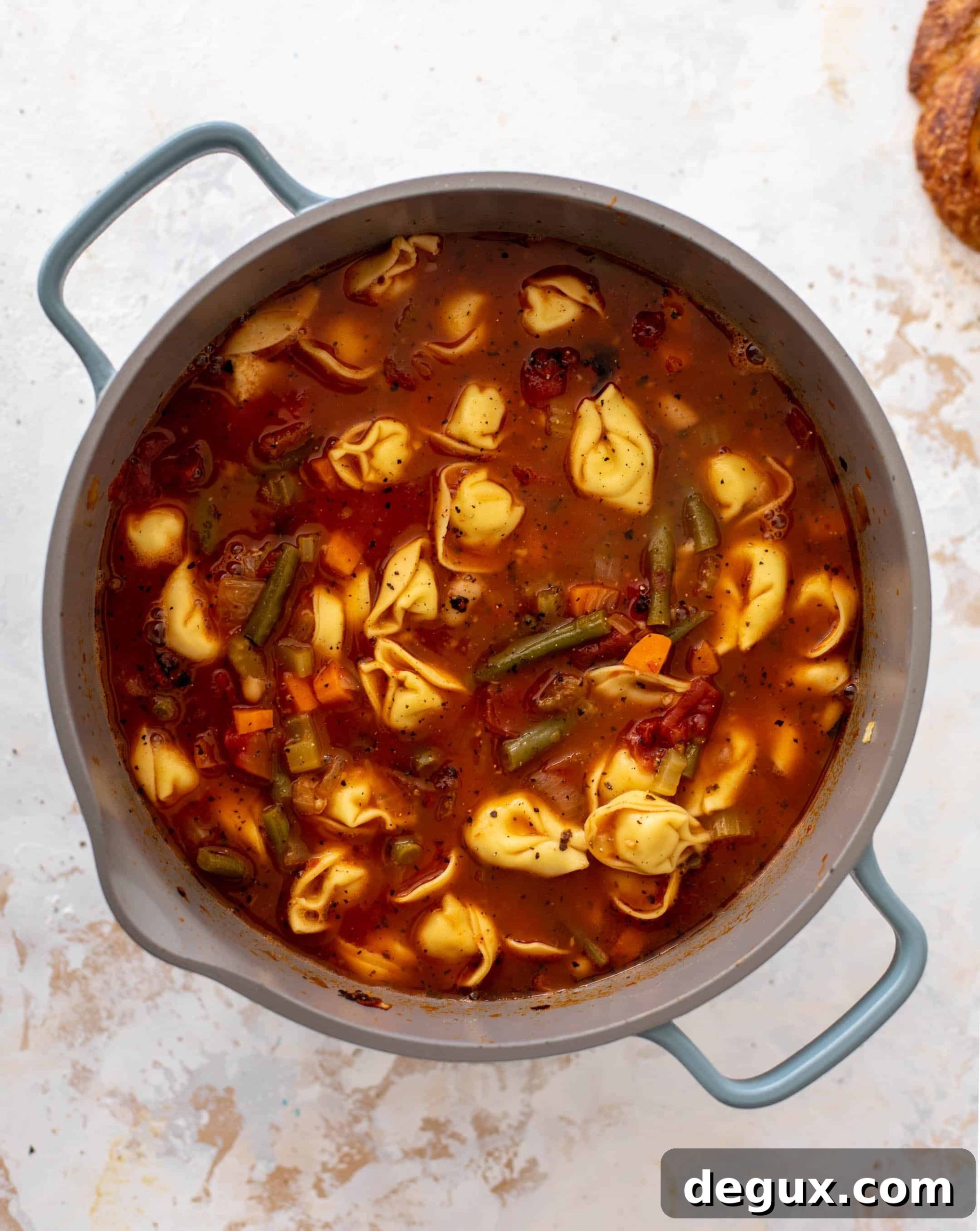 Cheese Tortellini Minestrone: Hearty Italian Soup Recipe 5 cheese tortellini minestrone