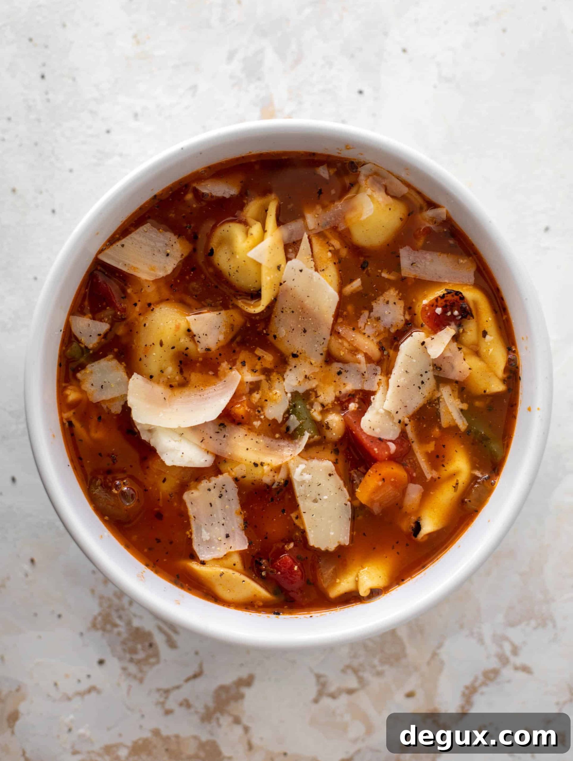 Cheese Tortellini Minestrone: Hearty Italian Soup Recipe 7 cheese tortellini minestrone