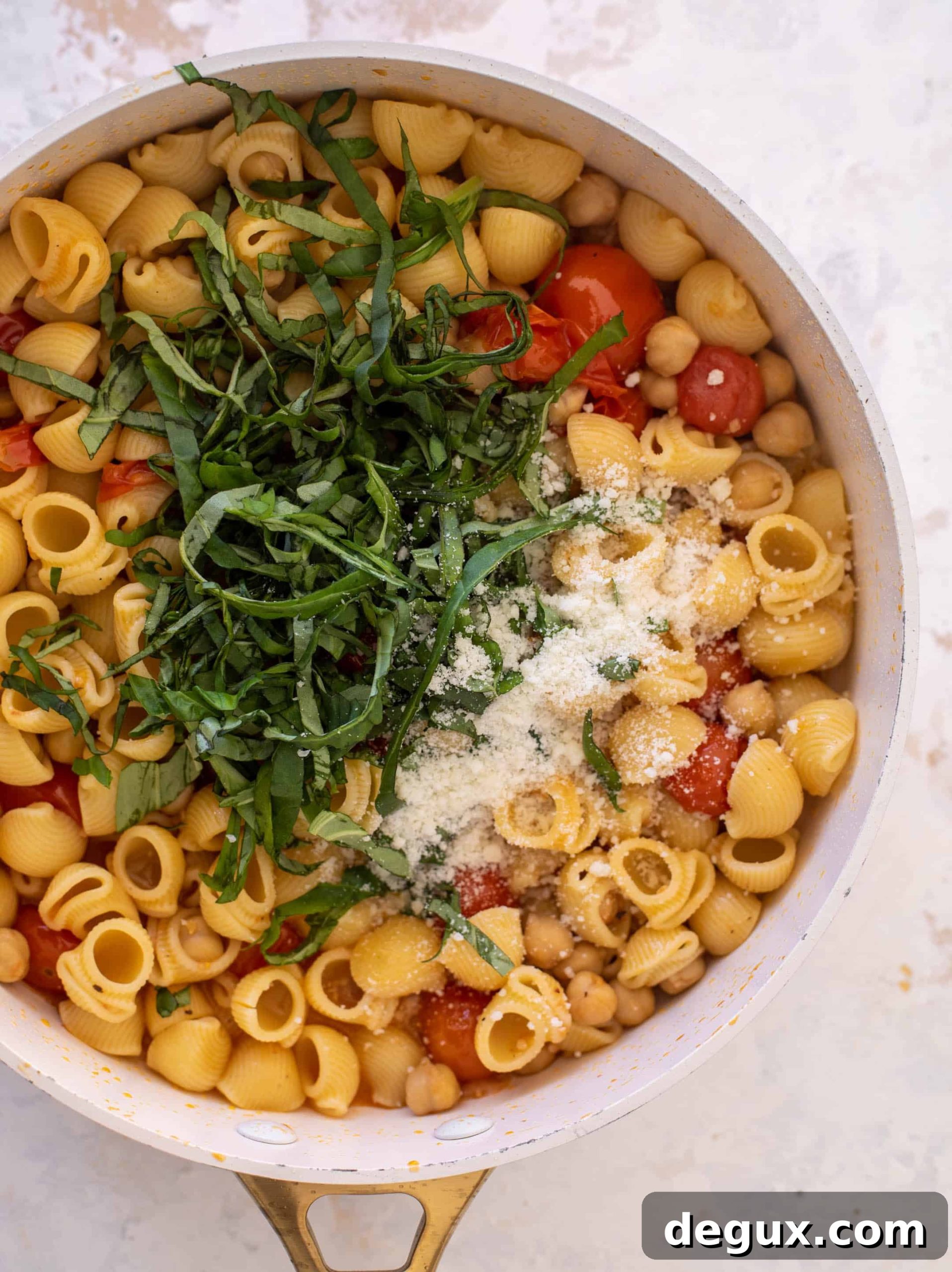Garlic Tomato Chickpea Pasta with Burst Cherry Tomatoes 4 burst tomato pasta with chickpeas and spinach