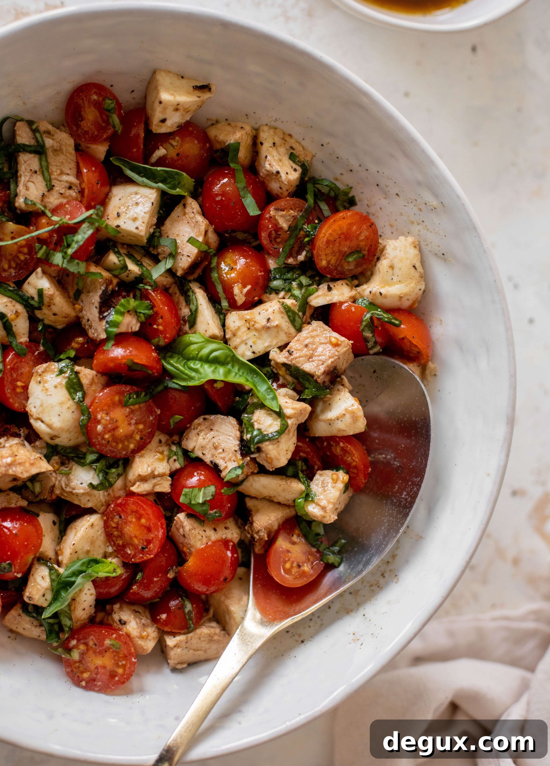 grilled chicken caprese lunch bowl