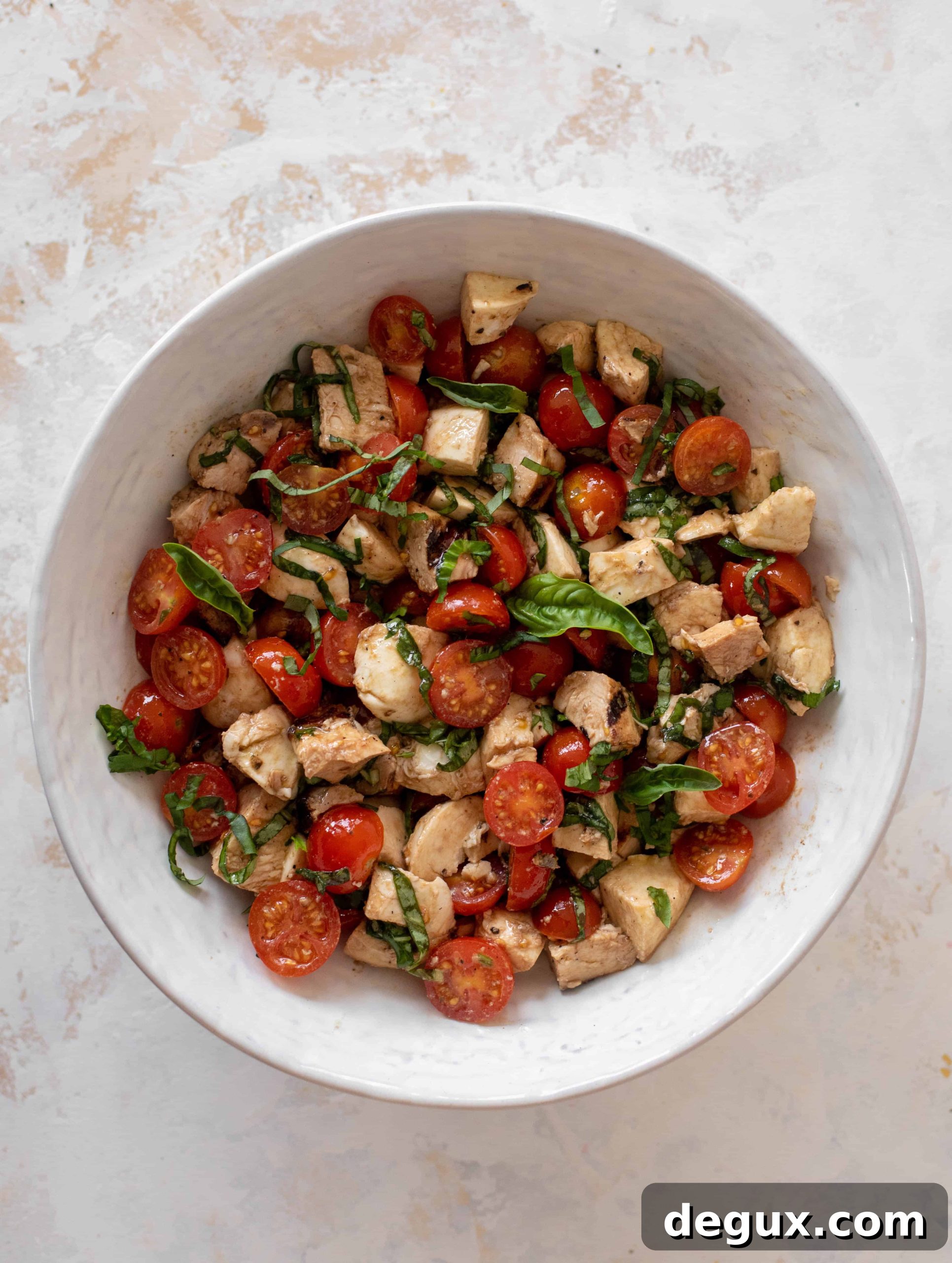 grilled chicken caprese lunch bowl