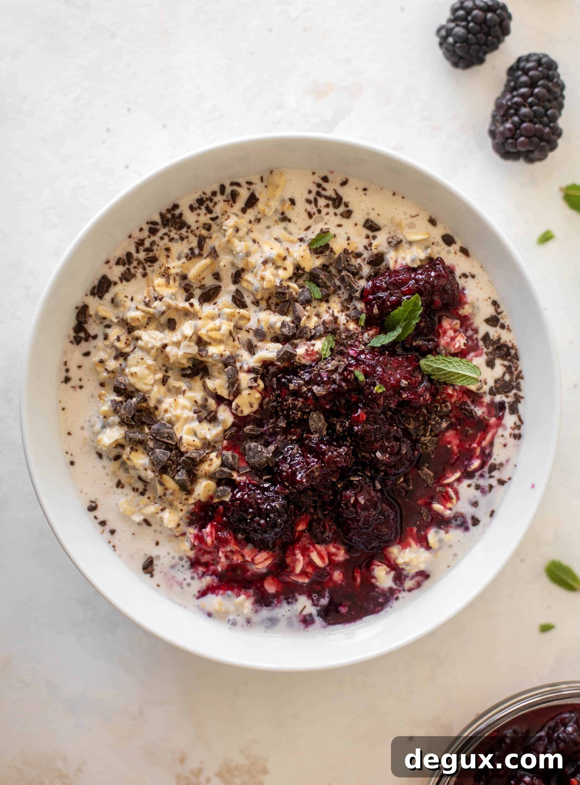 blackberry chip overnight oats
