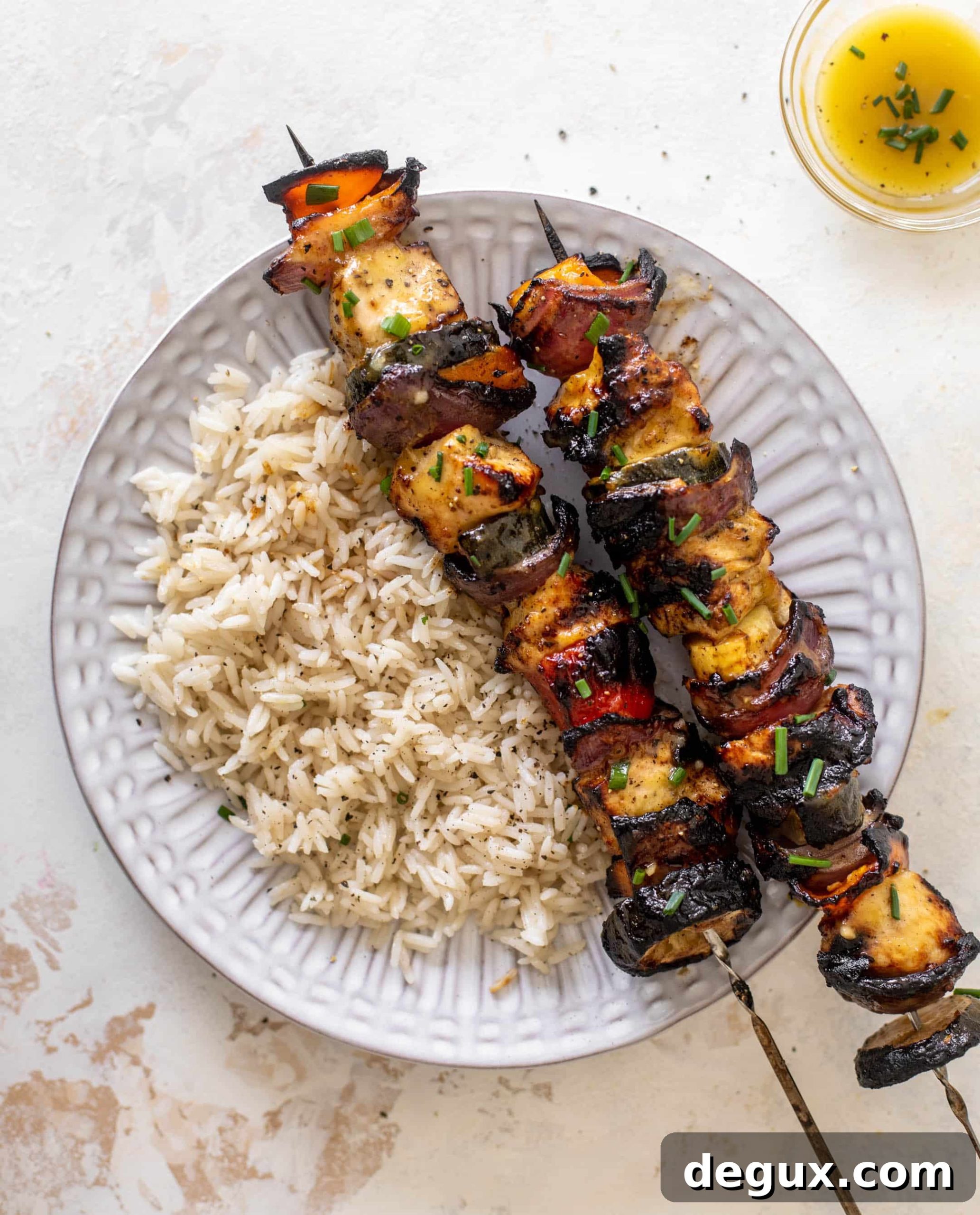 Honey Mustard Chicken Skewers on the Grill: Sticky, Savory BBQ Recipe 6 grilled honey mustard chicken skewers