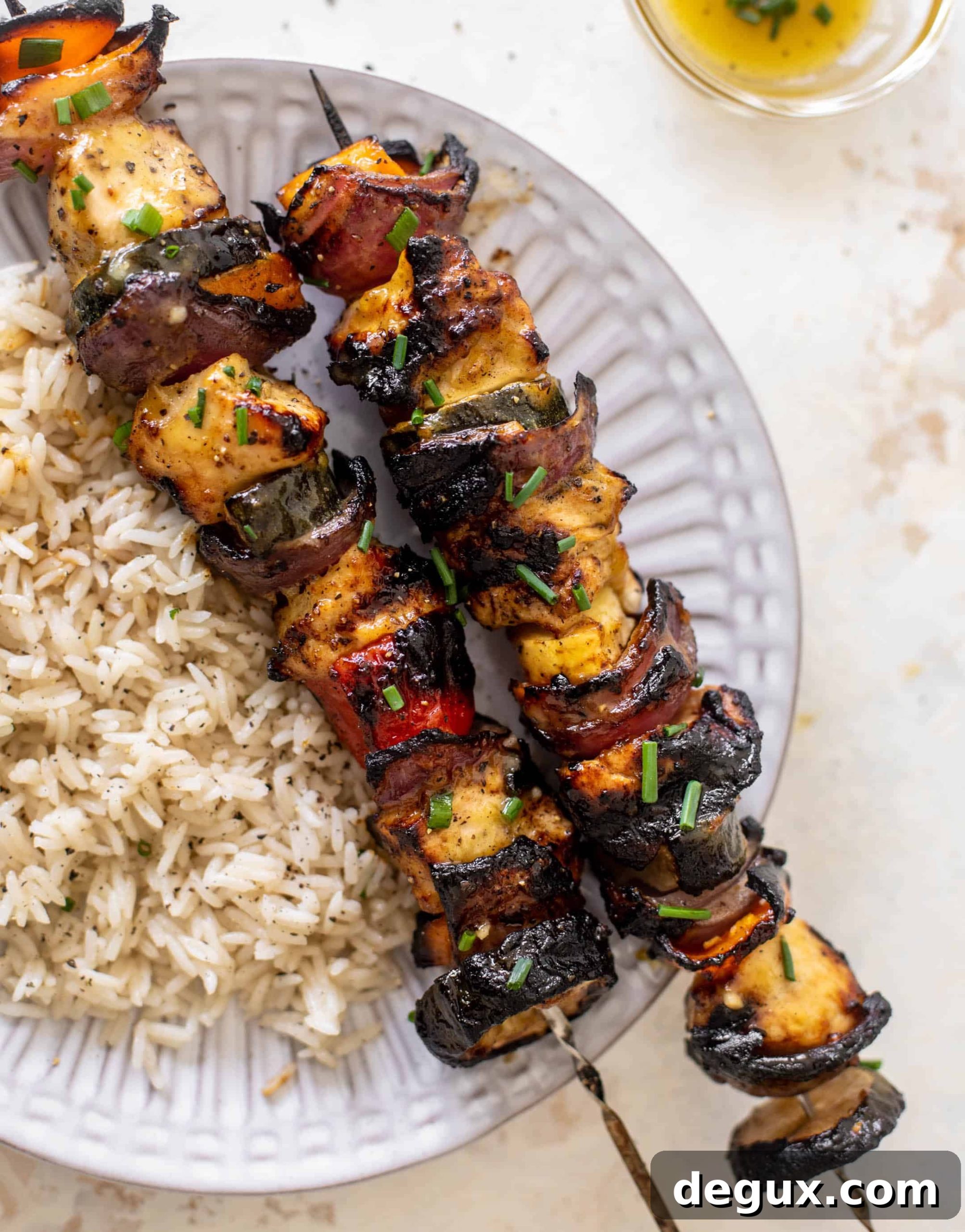 Honey Mustard Chicken Skewers on the Grill: Sticky, Savory BBQ Recipe 10 grilled honey mustard chicken skewers