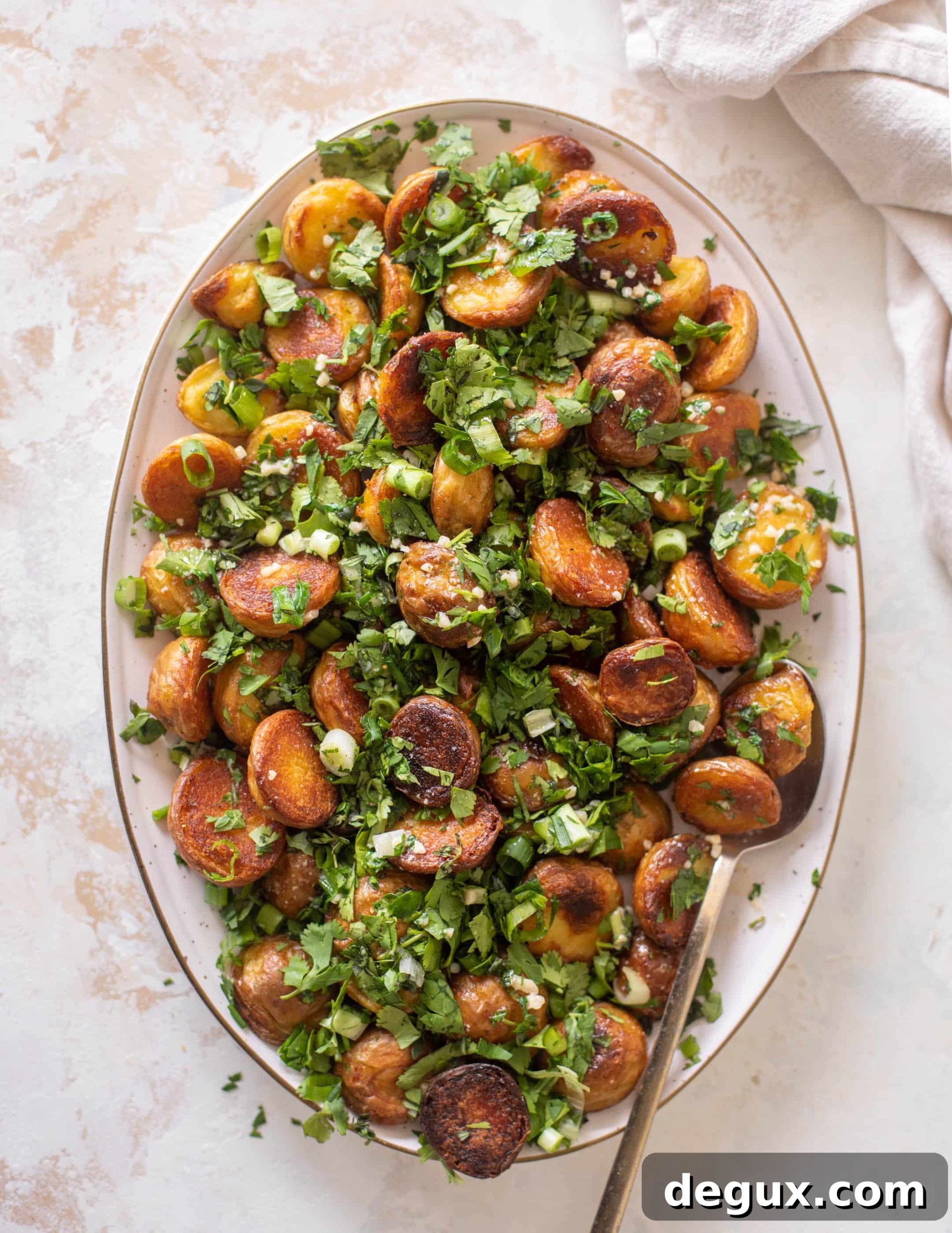 Herby Garlic-Crisped Potatoes with Mixed Fresh Herbs 8 best crispy roasted potatoes with herbs