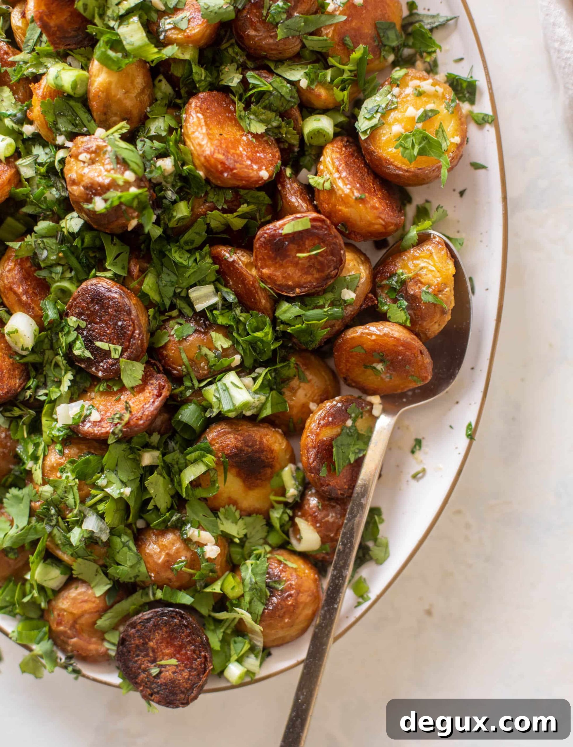 Herby Garlic-Crisped Potatoes with Mixed Fresh Herbs 10 best crispy roasted potatoes with herbs