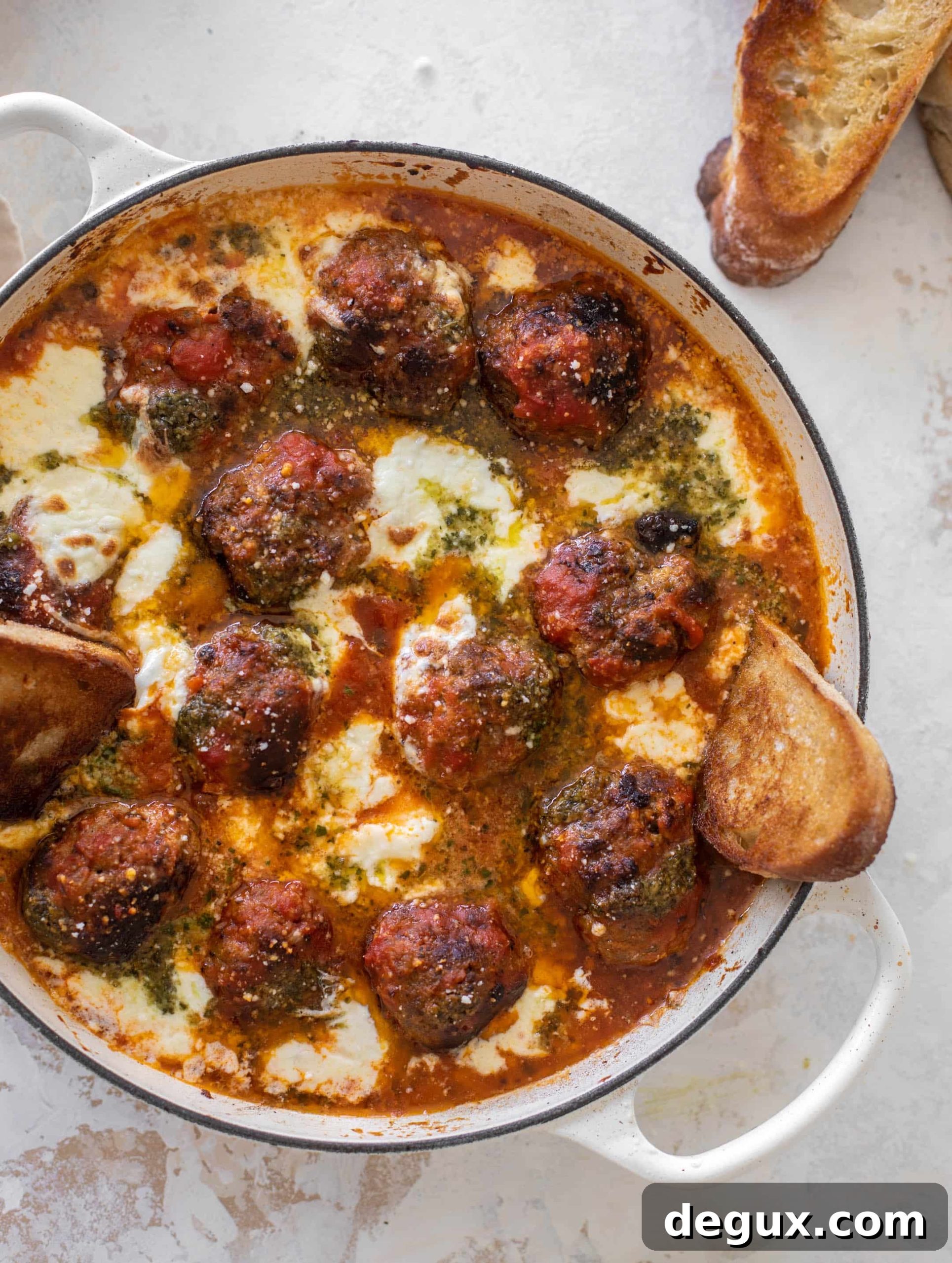 Baked Pesto Meatballs with Burrata and Melted Cheese 9 v