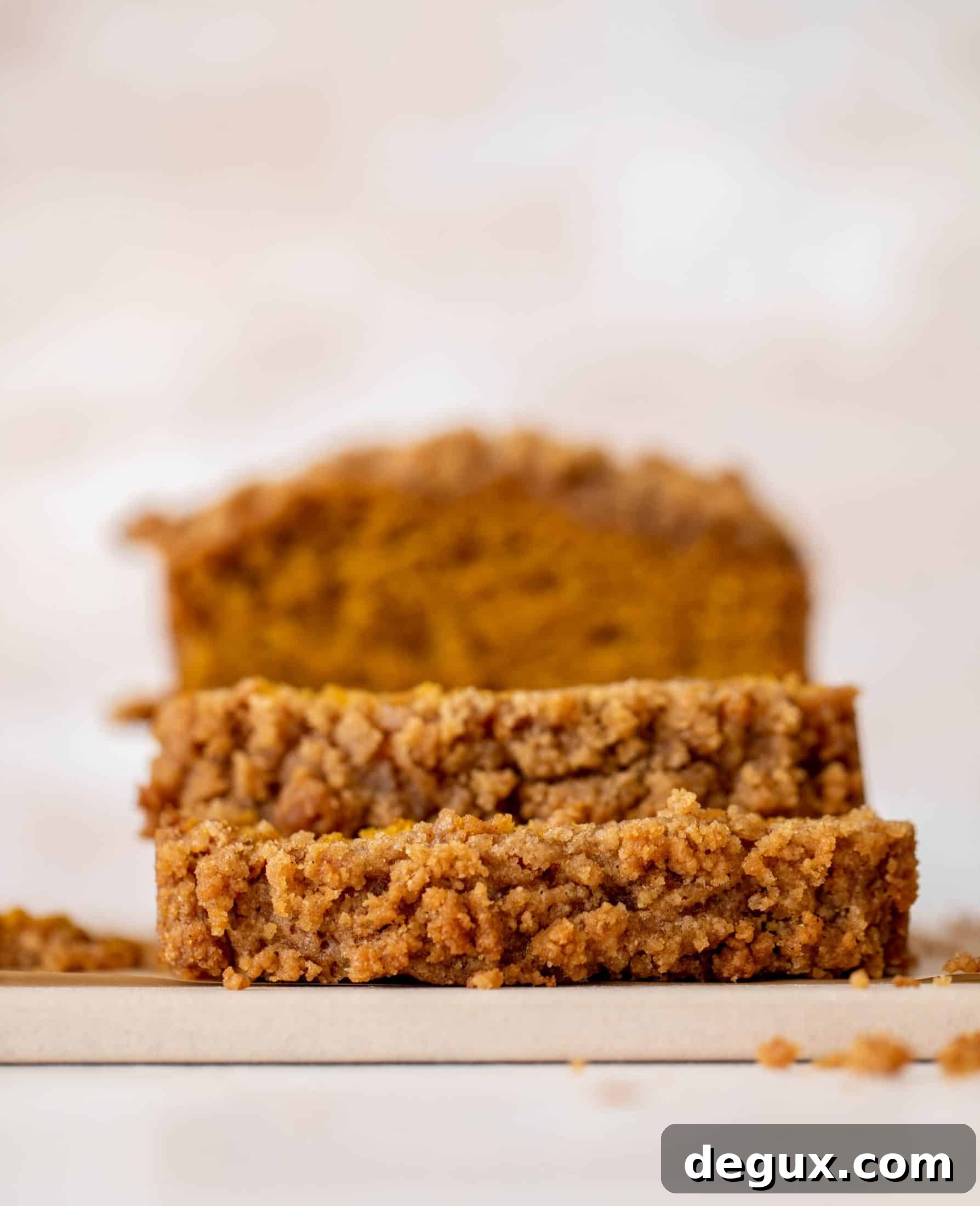 pumpkin bread with chai crumble