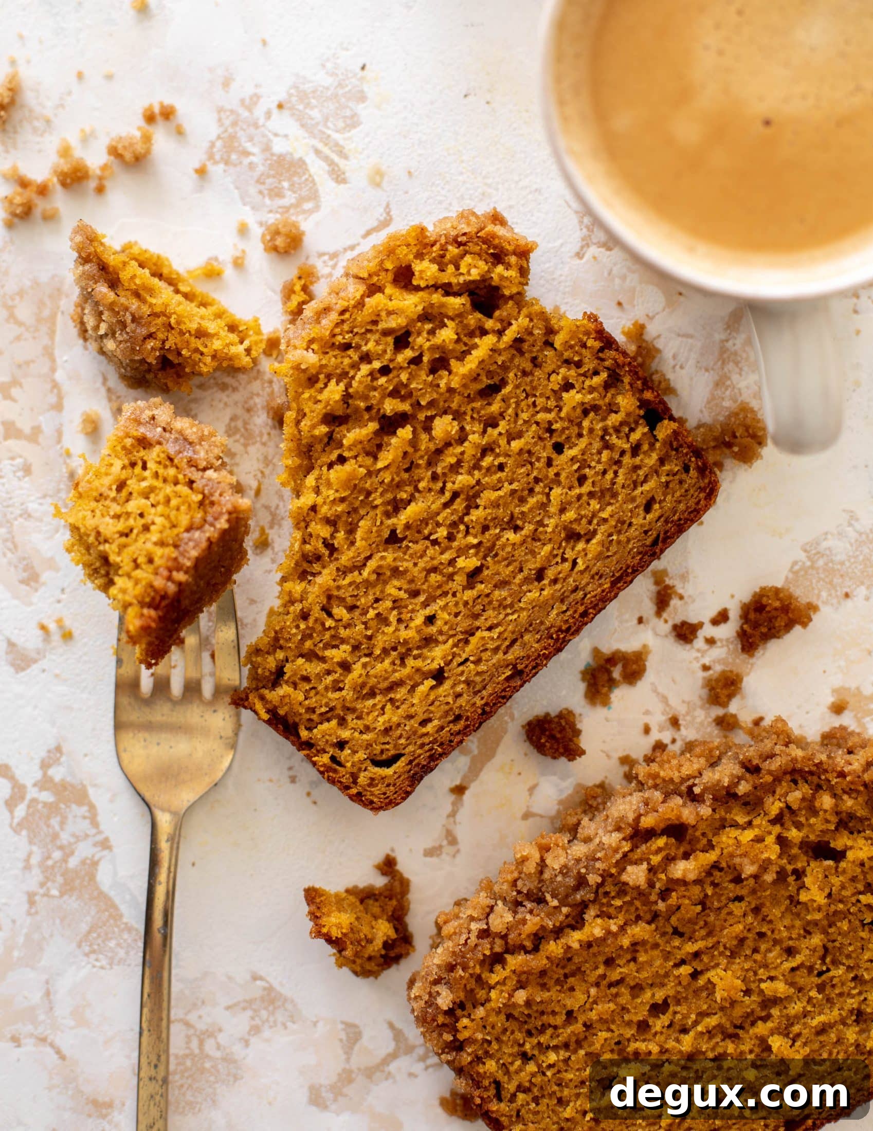Spiced Pumpkin Bread with Chai Crumble Topping 3 pumpkin bread with chai crumble