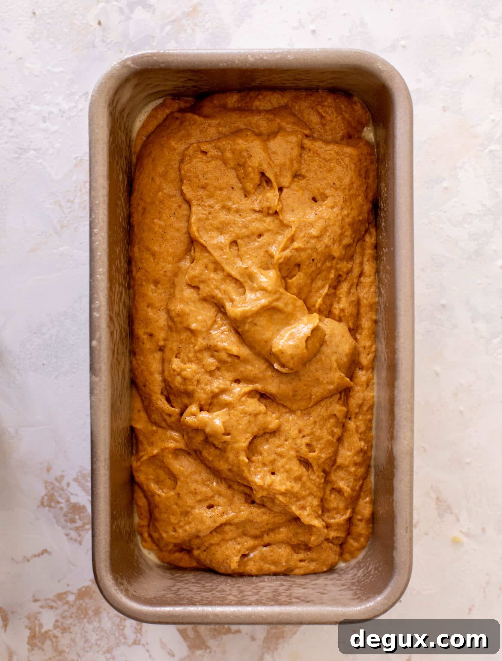 pumpkin bread with chai crumble