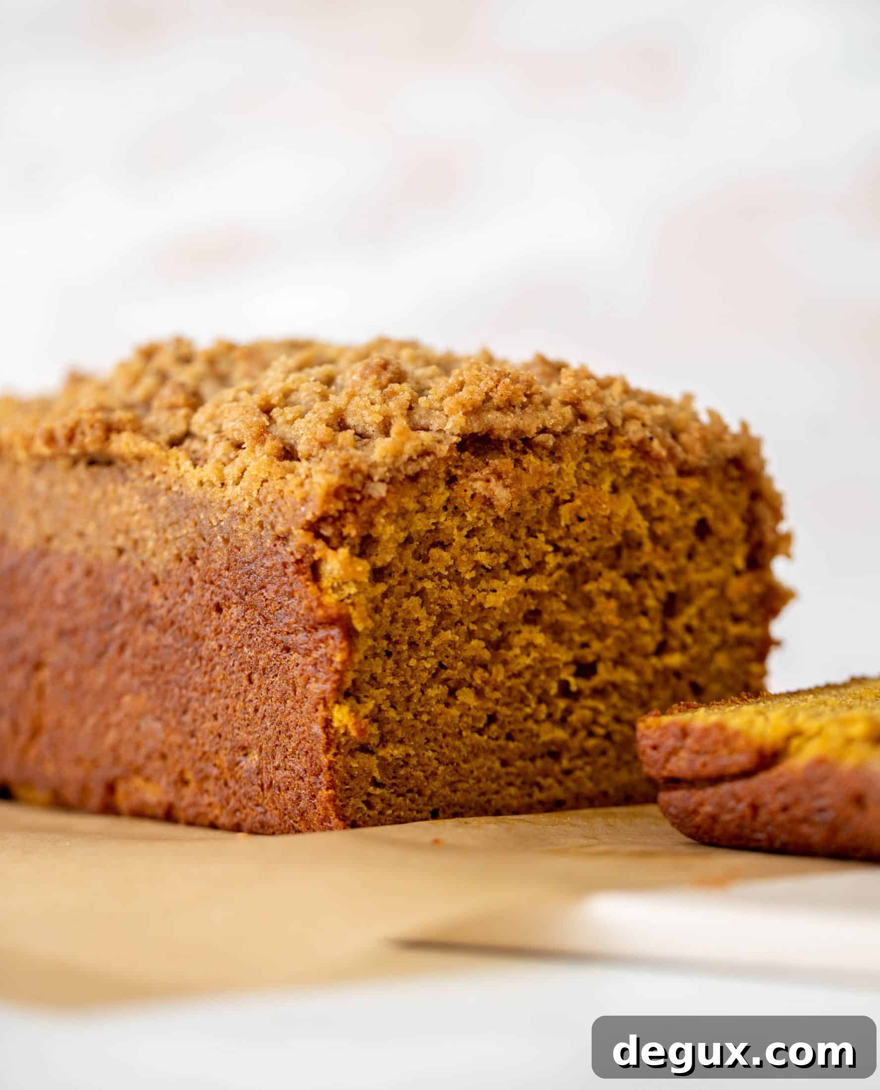 Spiced Pumpkin Bread with Chai Crumble Topping 9 pumpkin bread with chai crumble