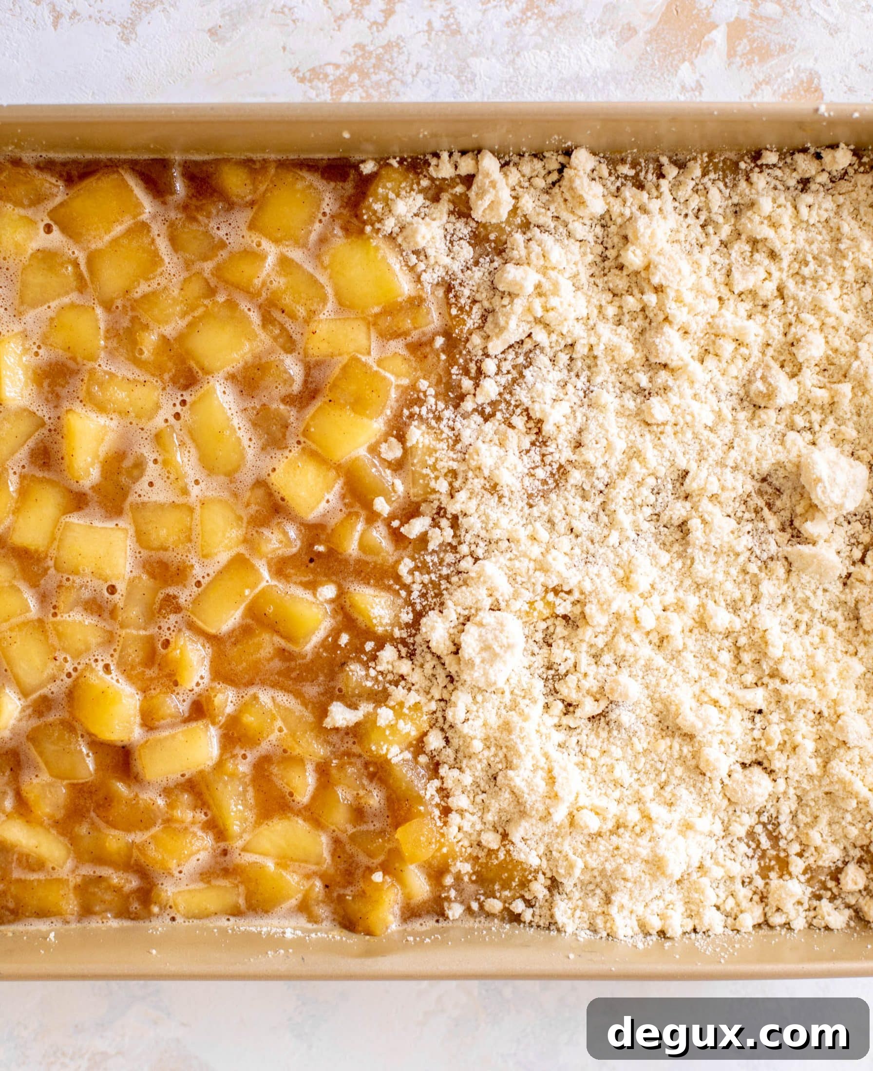apple pie cobbler bars