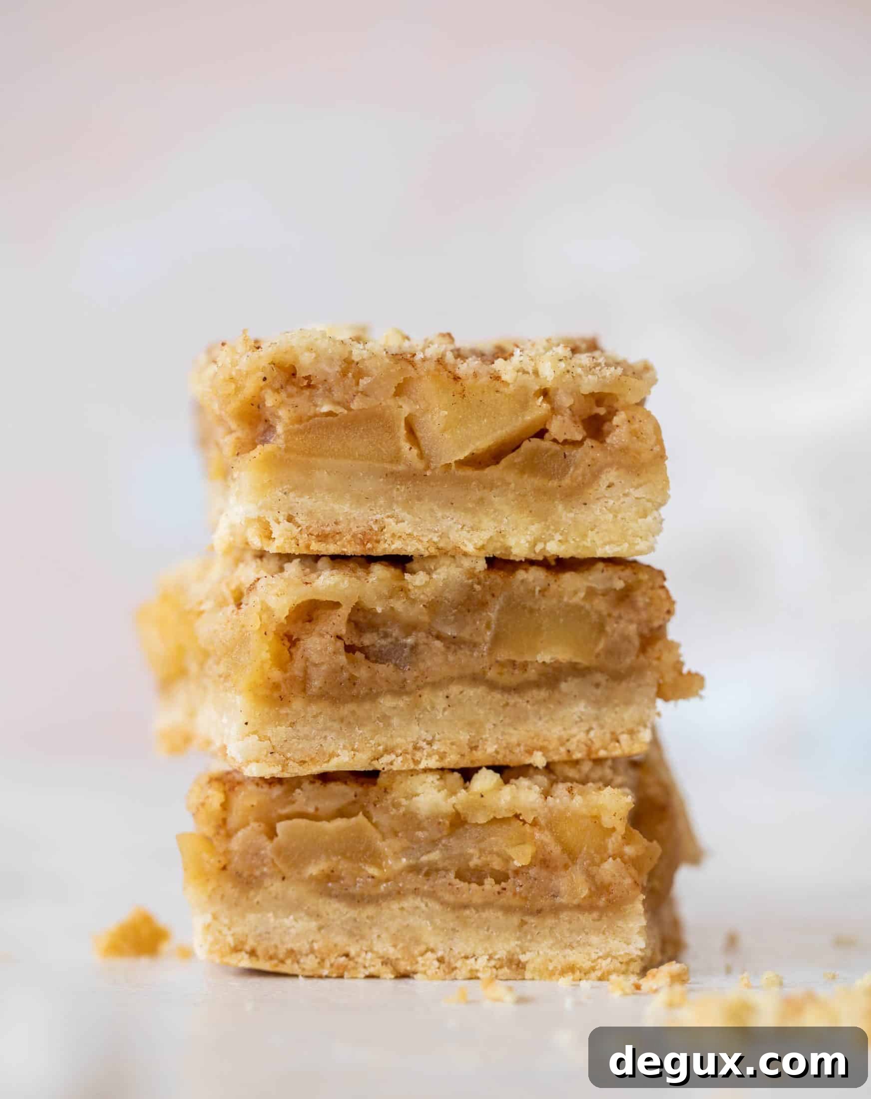 apple pie cobbler bars
