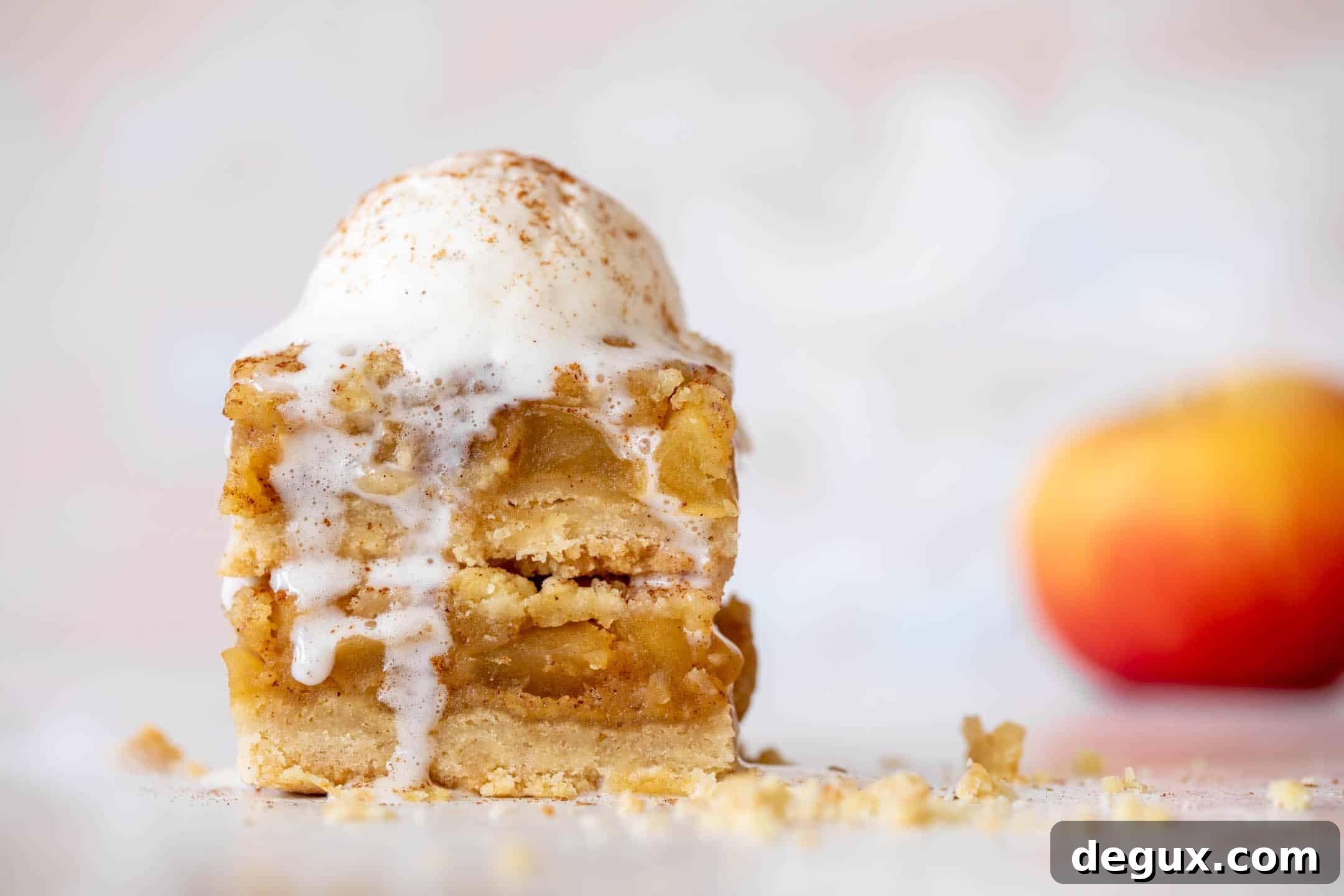 apple pie cobbler bars