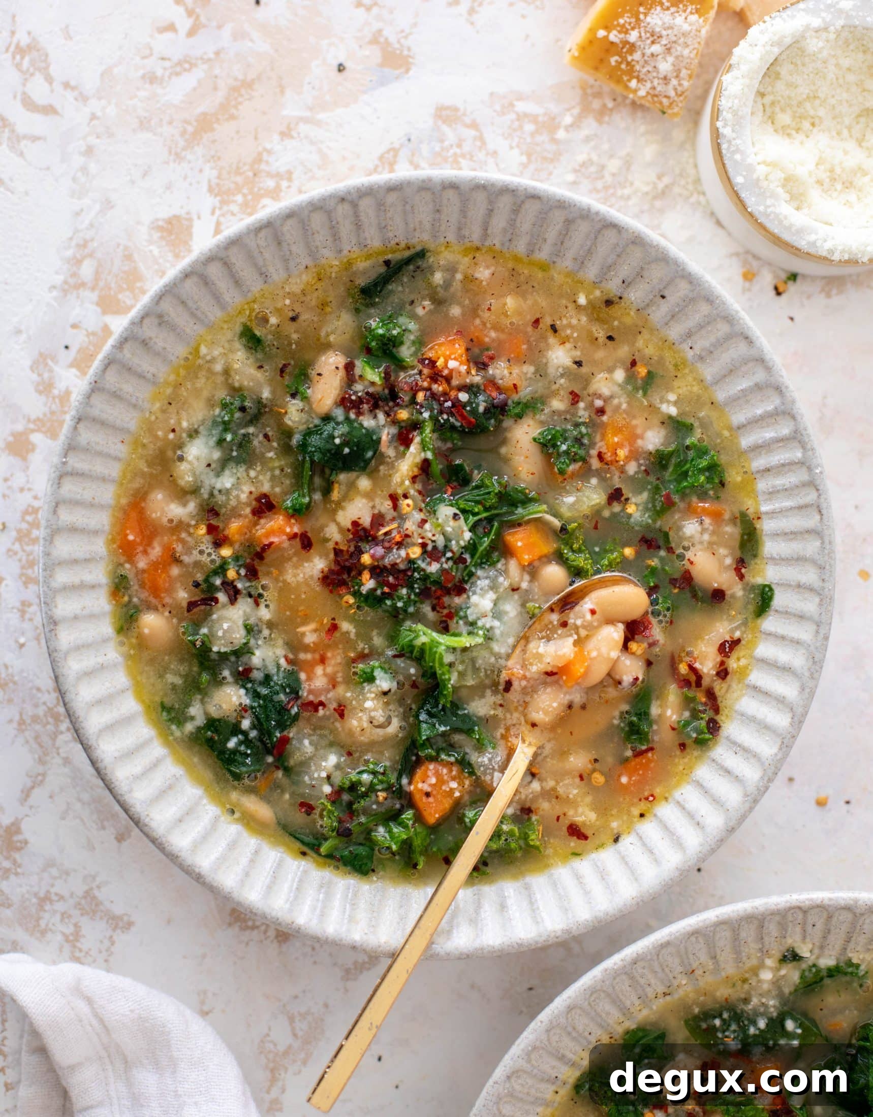 Creamy White Bean and Greens Soup with Garlic and Lemon 8 cozy white bean kale soup