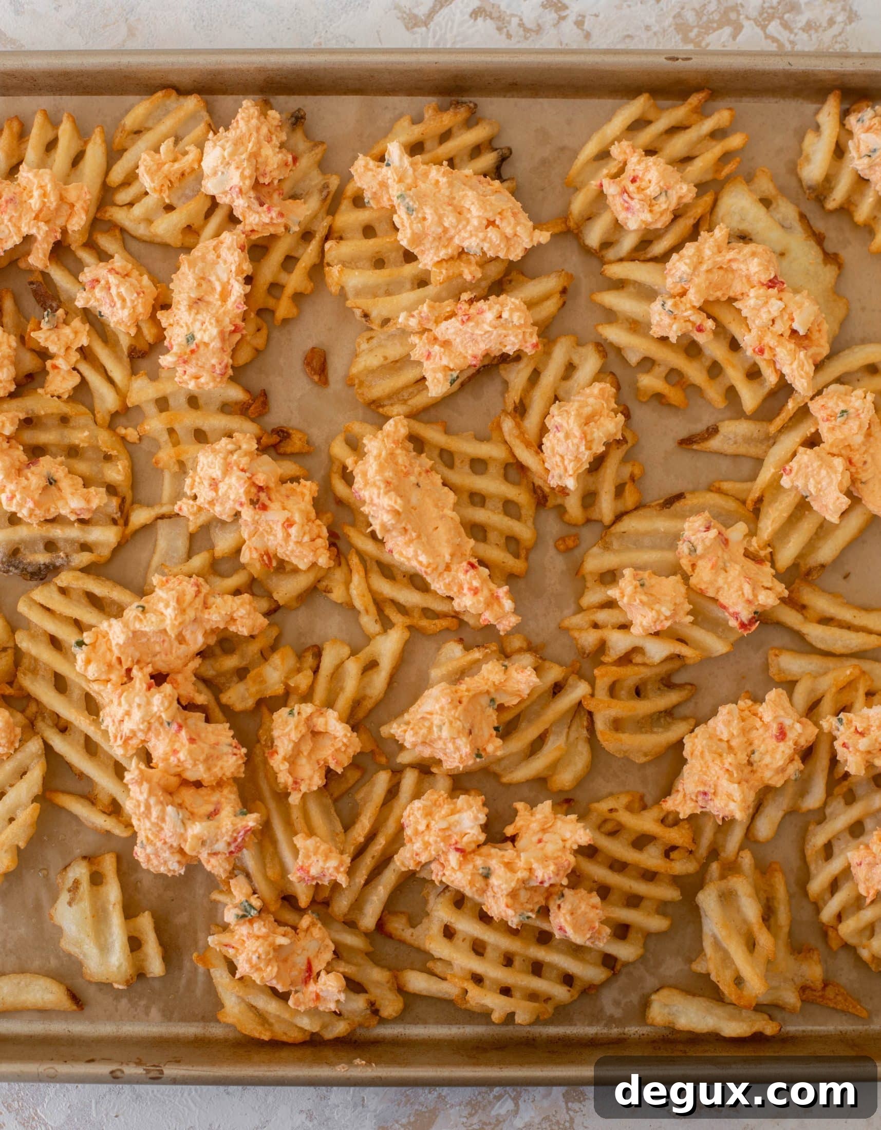 Crispy Pimento Cheese Fries with Spicy Aioli Dip 4 pimento cheese fries