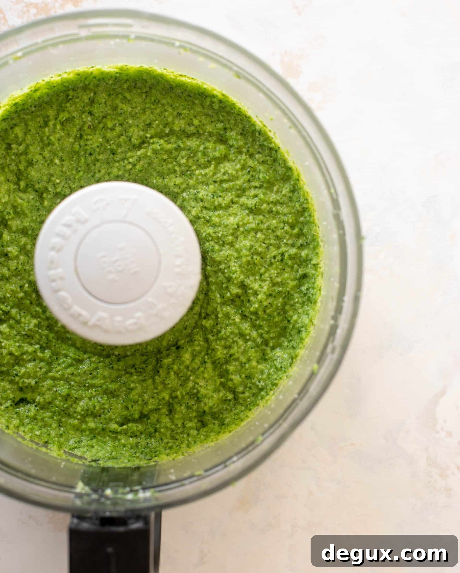 Broccoli Pesto Tortellini Salad Recipe for Summer Meals 5 broccoli pesto tortellini salad